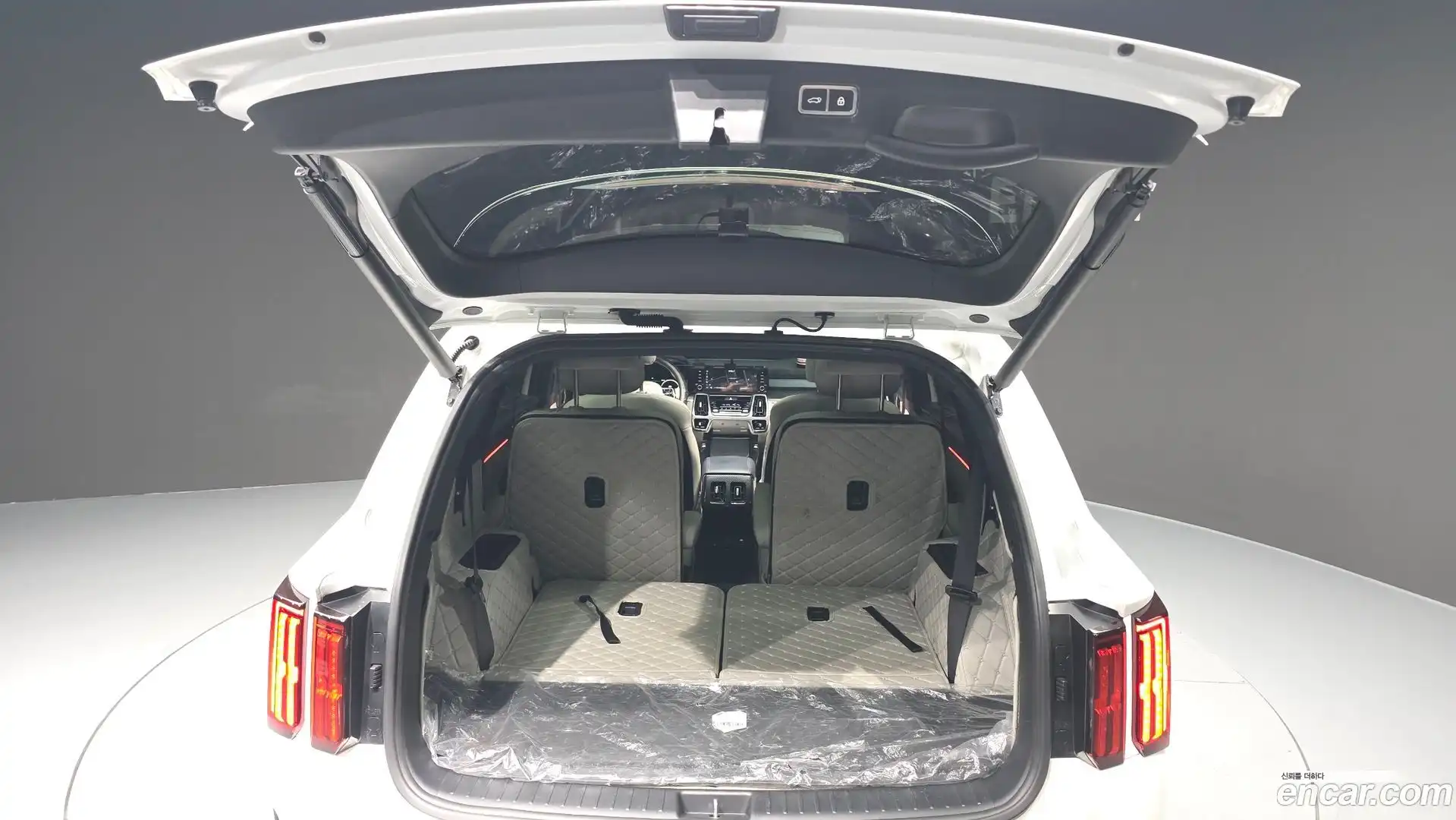 Sorento Kia 2022.9-OPTION-024