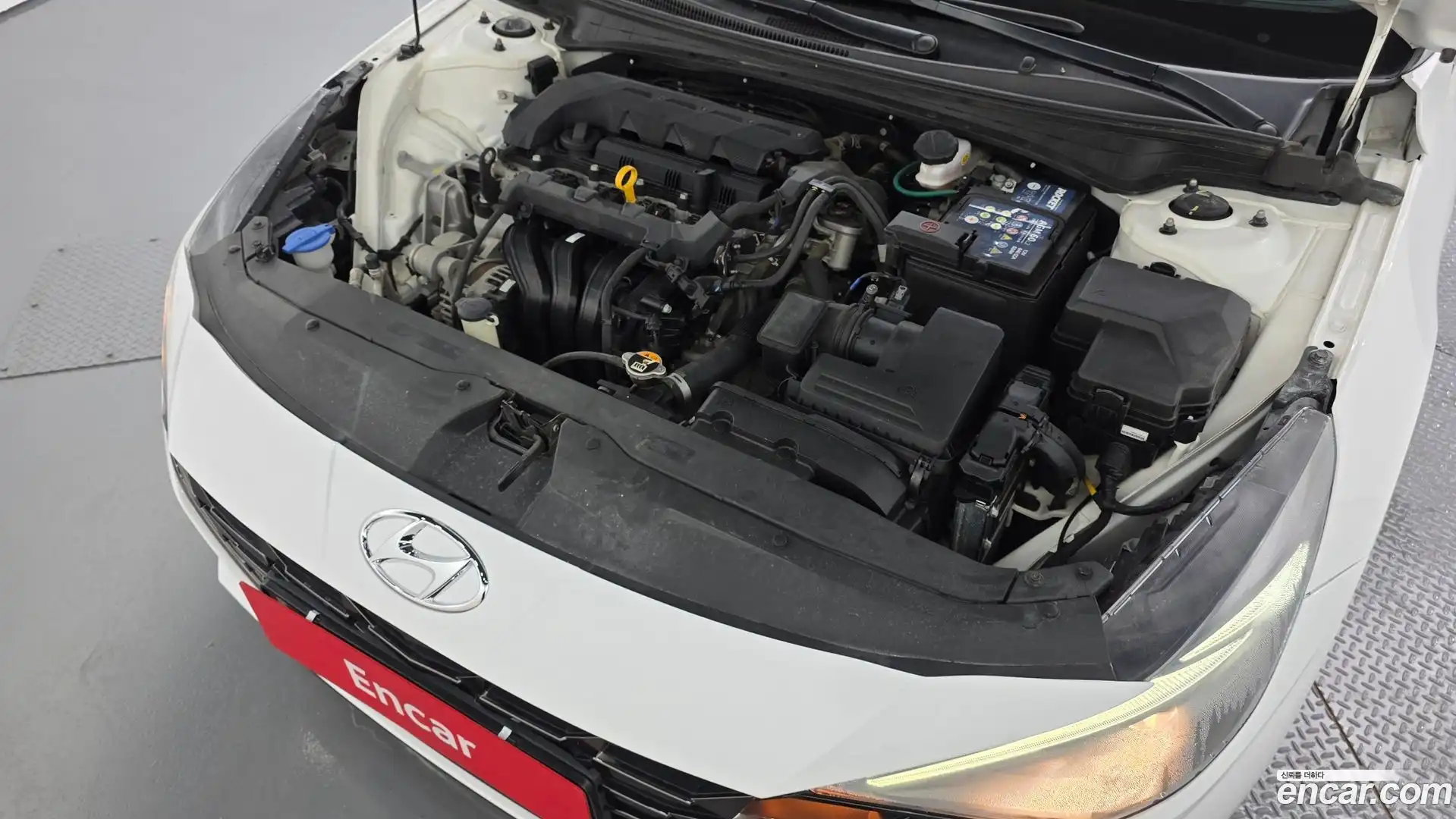 AVANTE Hyundai 2020.5-OUTER-006