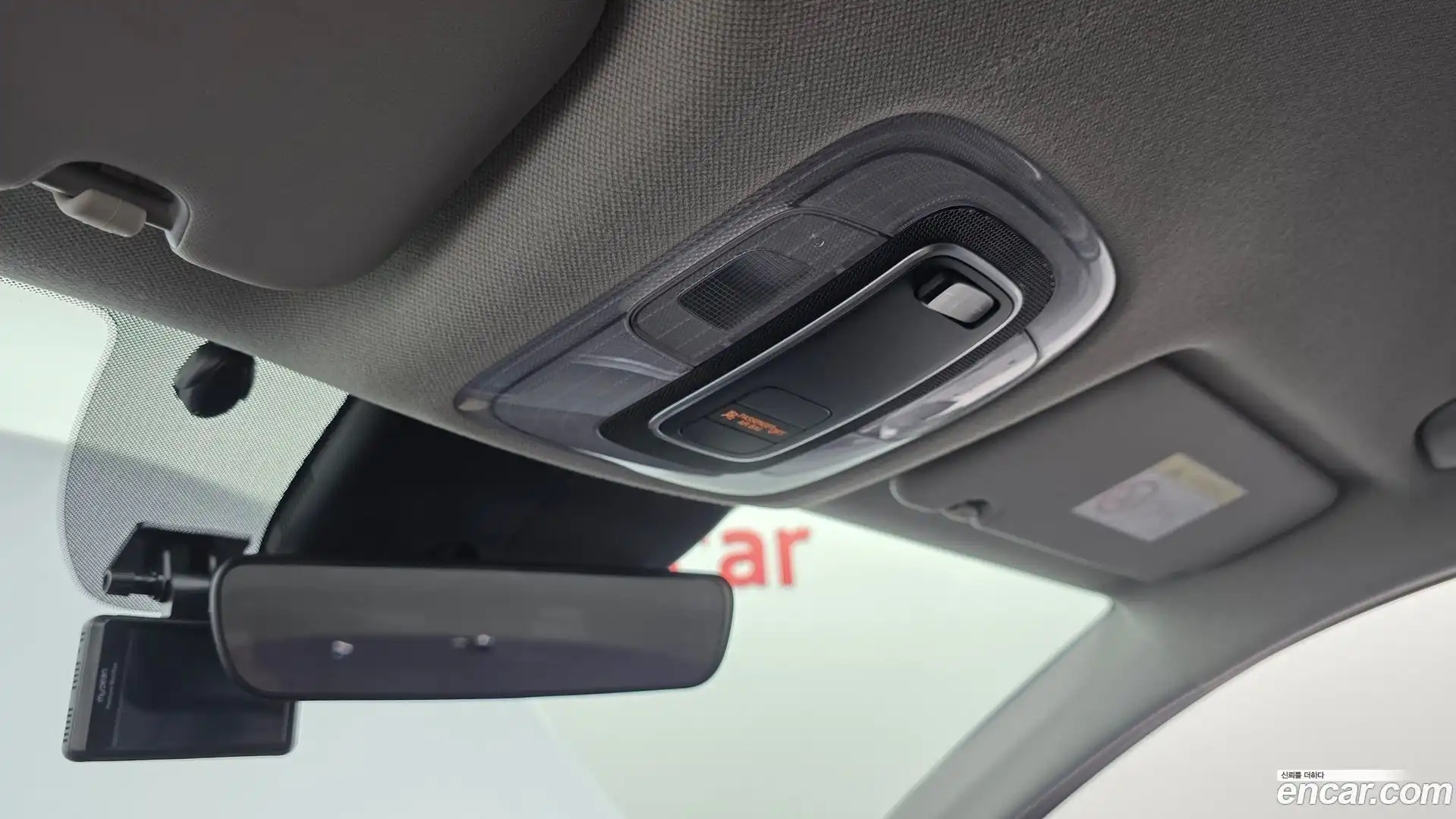 AVANTE Hyundai 2020.5-OPTION-021
