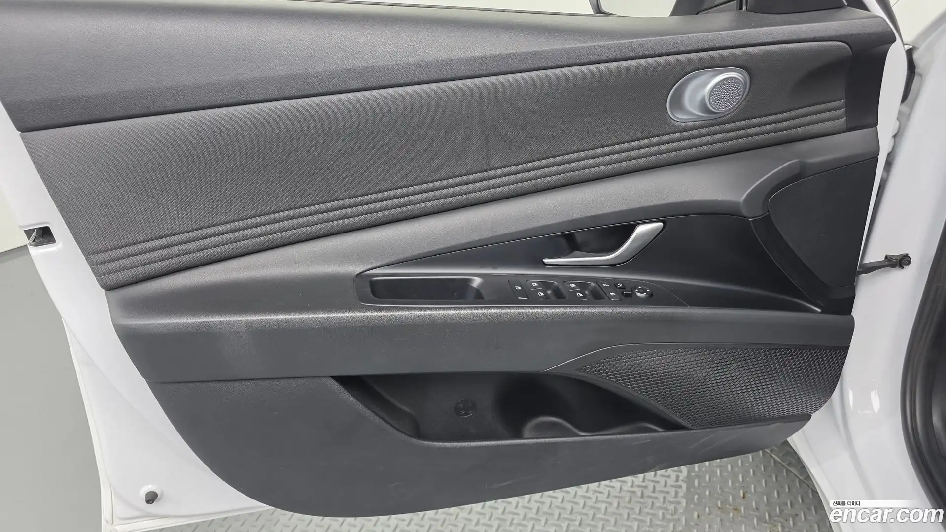 AVANTE Hyundai 2020.5-INNER-034
