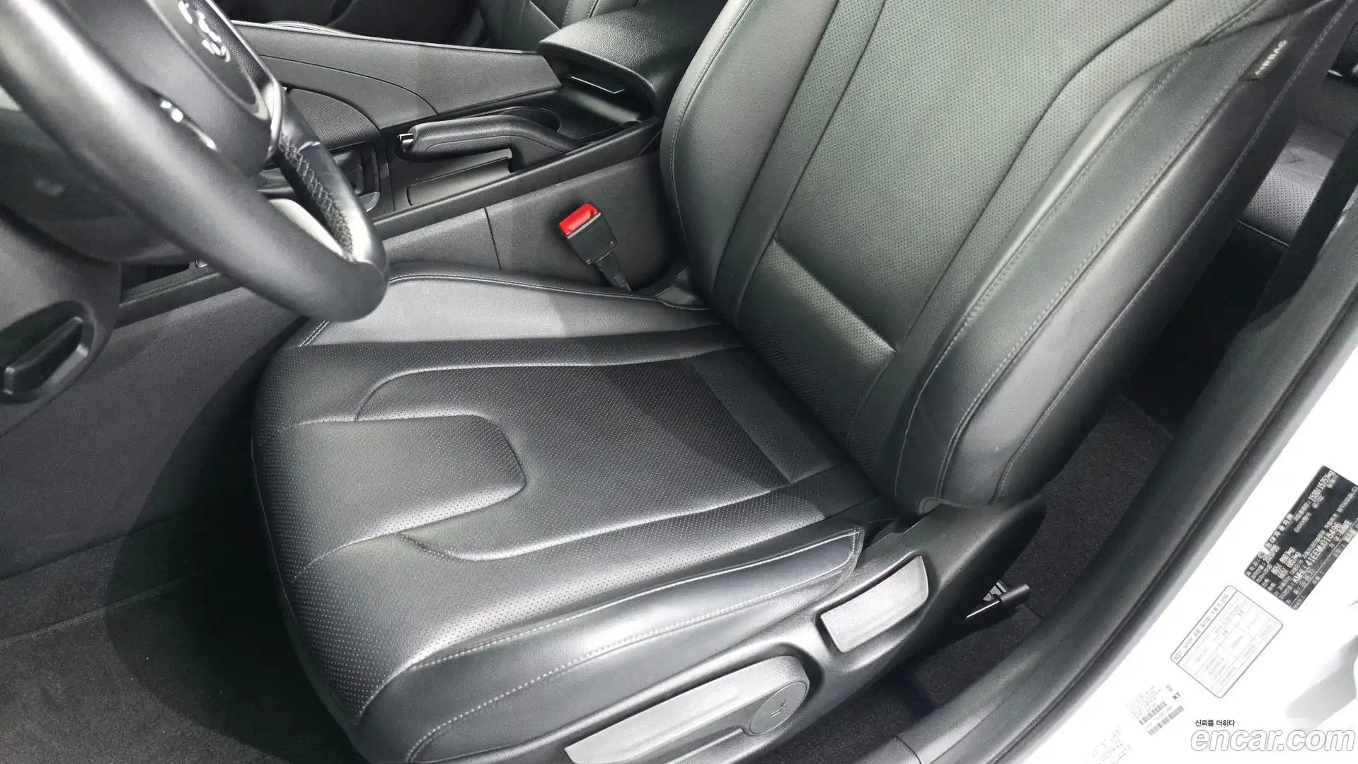 AVANTE Hyundai 2020.5-OPTION-043