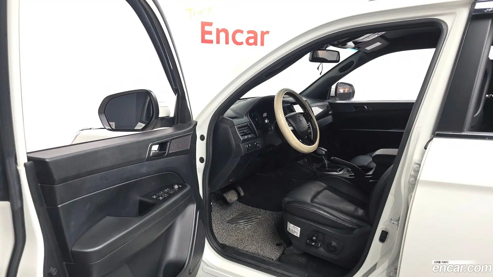 Rexton KG Mobility 2023.1-INNER-010