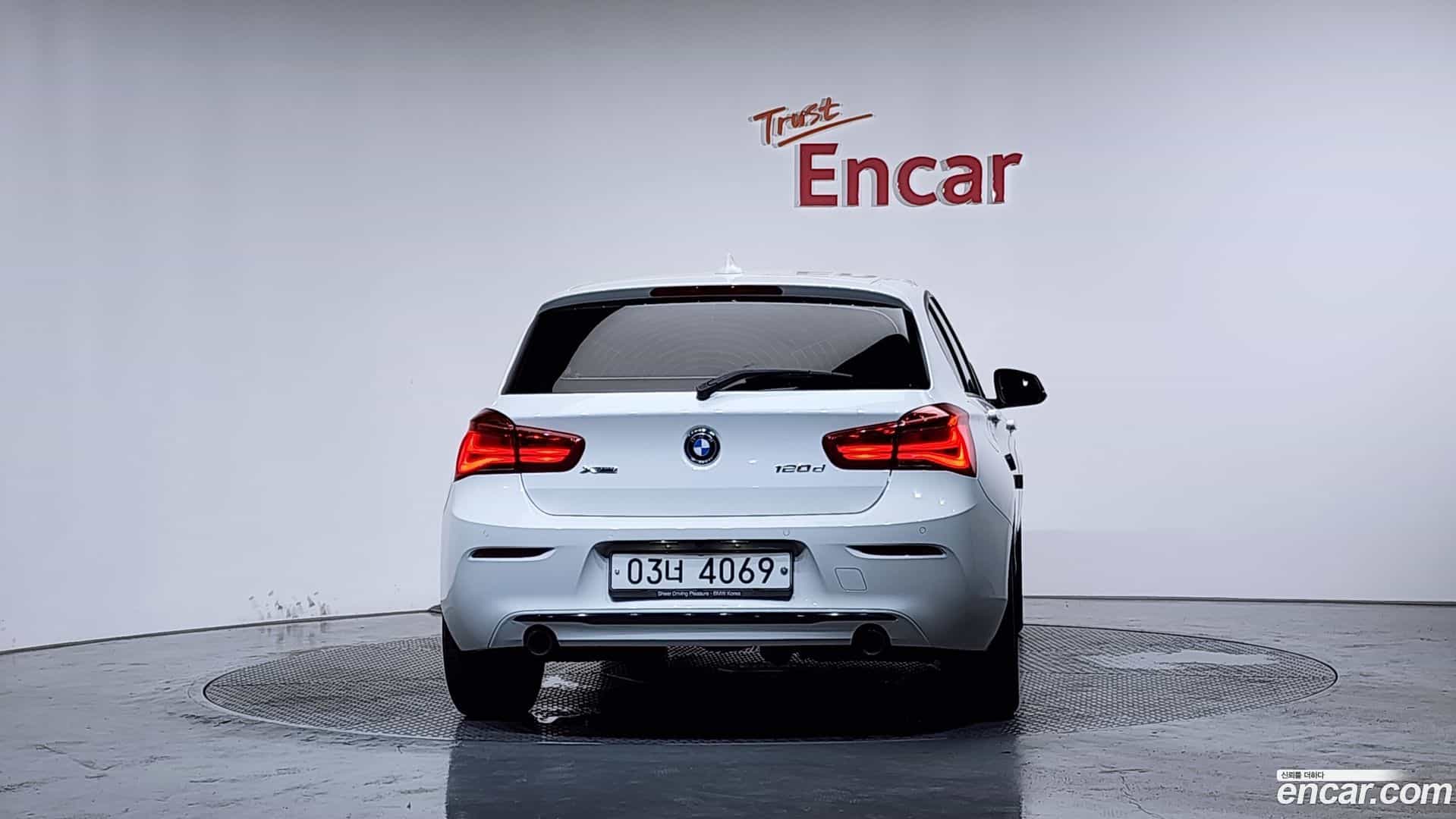 1-Series BMW 2017.4-OUTER-004