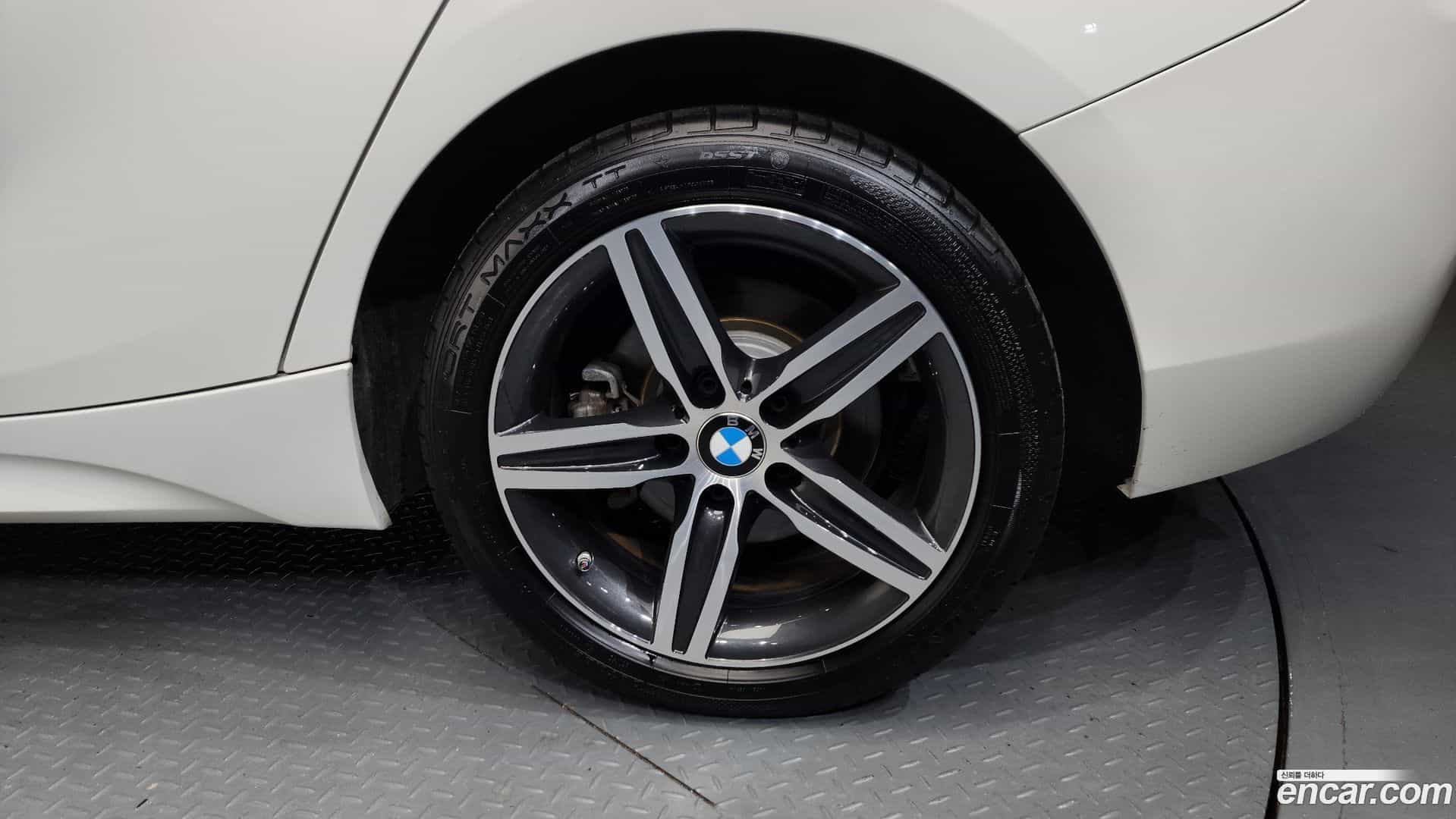 1-Series BMW 2017.4-OUTER-031