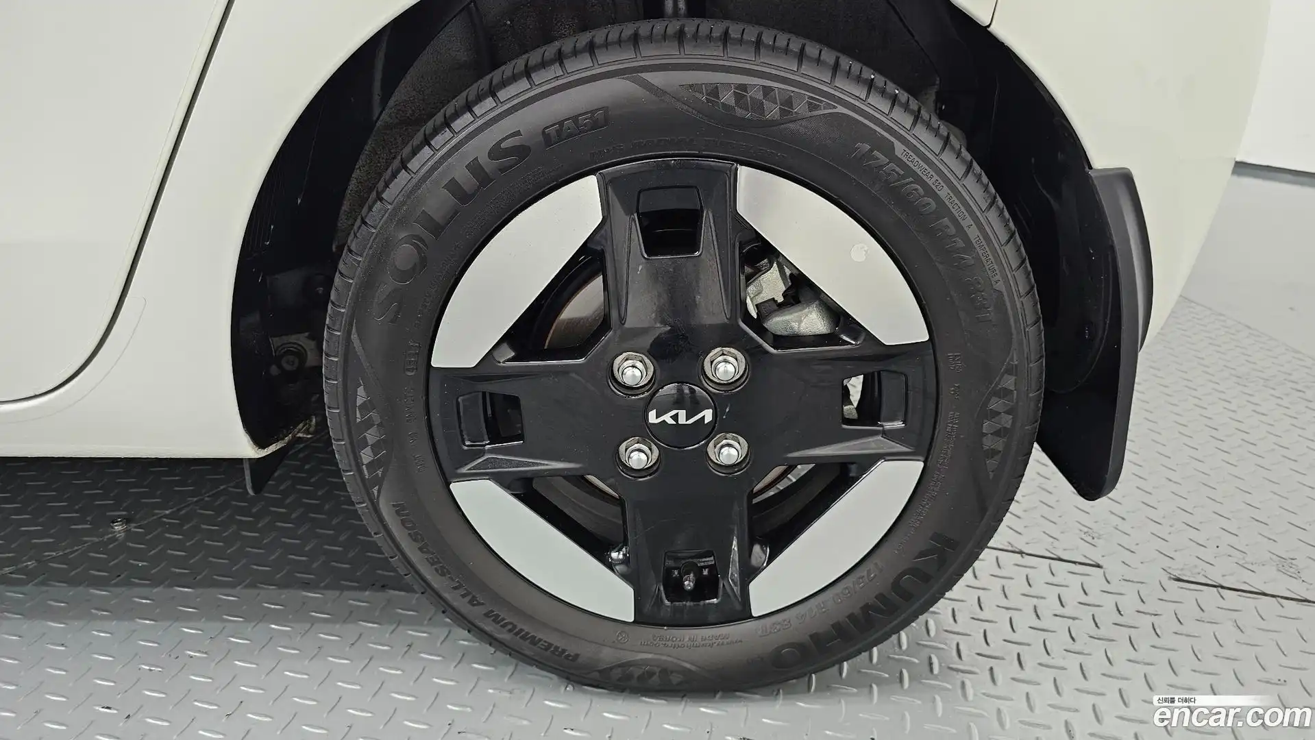 RAY Kia 2023.10-OUTER-031