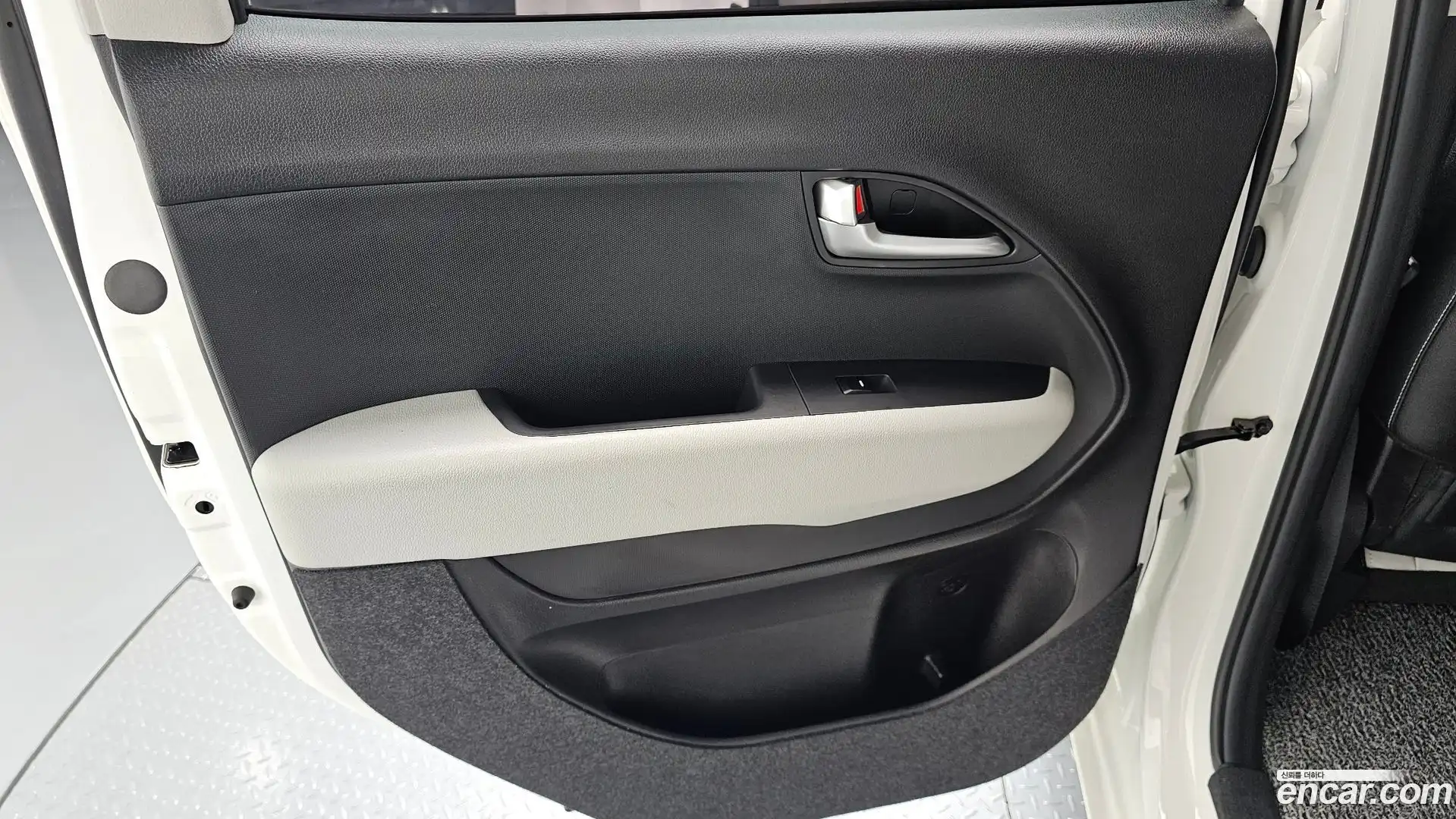 RAY Kia 2023.10-INNER-035