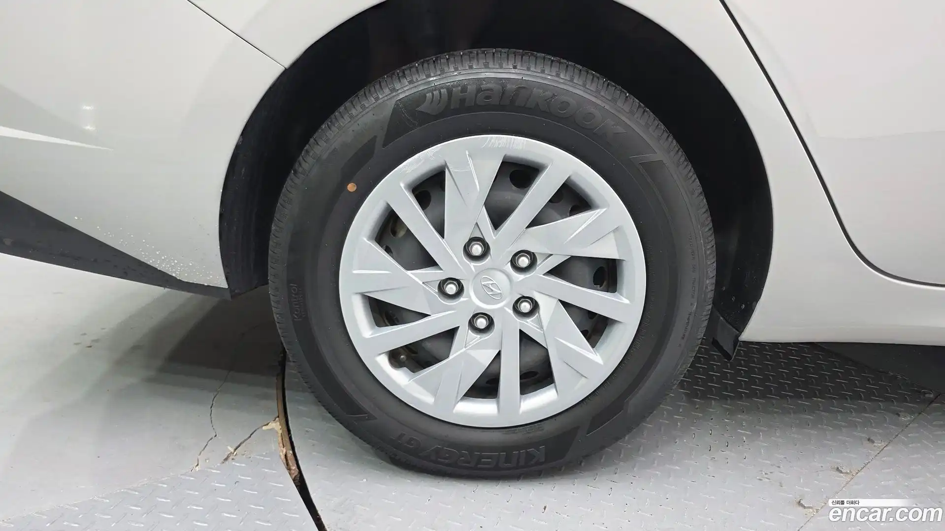 AVANTE Hyundai 2020.6-OUTER-005