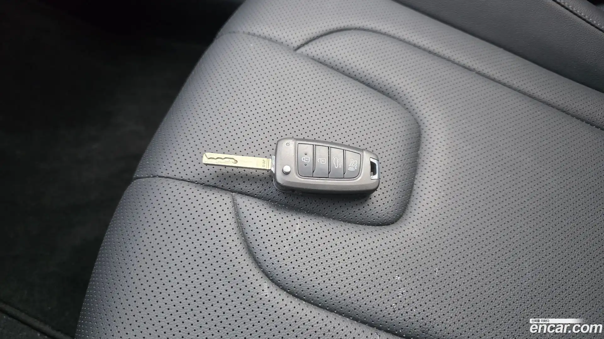 AVANTE Hyundai 2020.6-OPTION-023