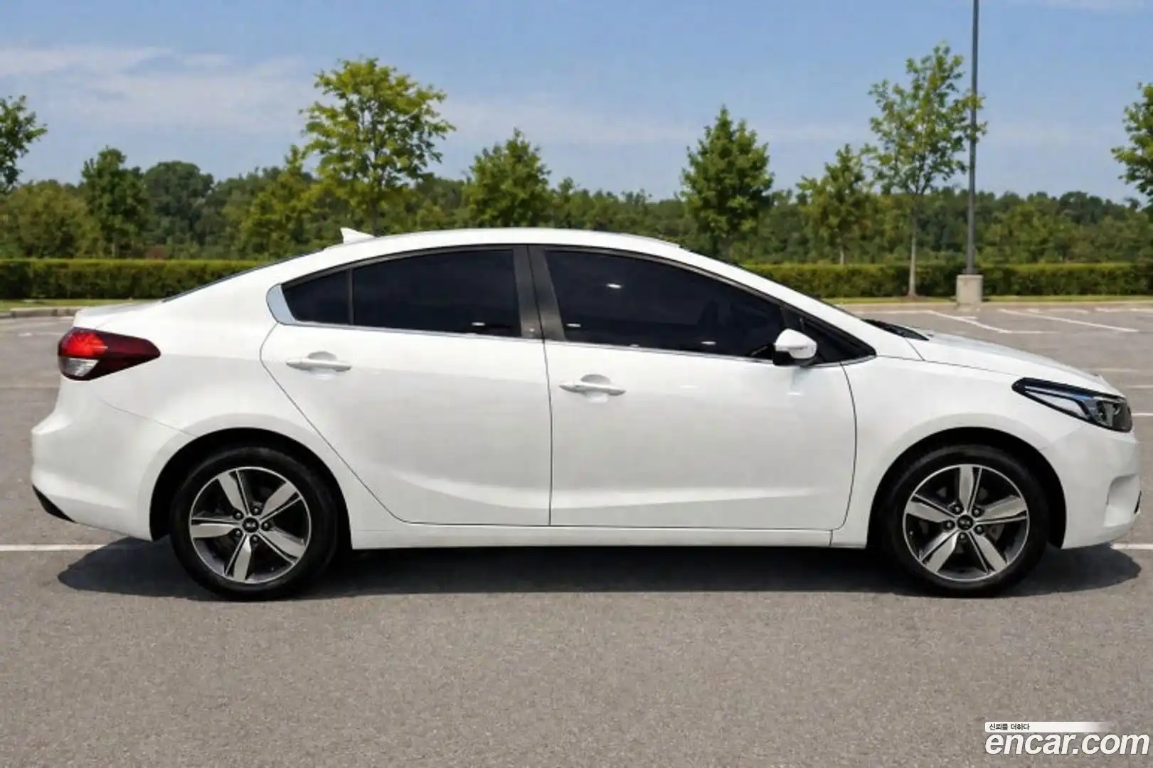 K3 Kia 2017.10-OUTER-002