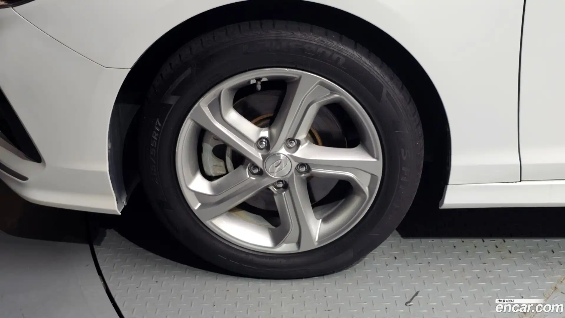 Sonata Hyundai 2017.4-OUTER-005