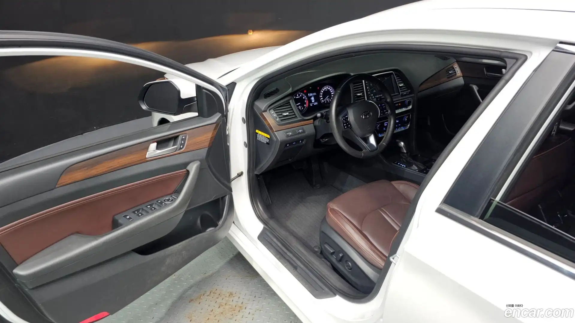 Sonata Hyundai 2017.4-INNER-010