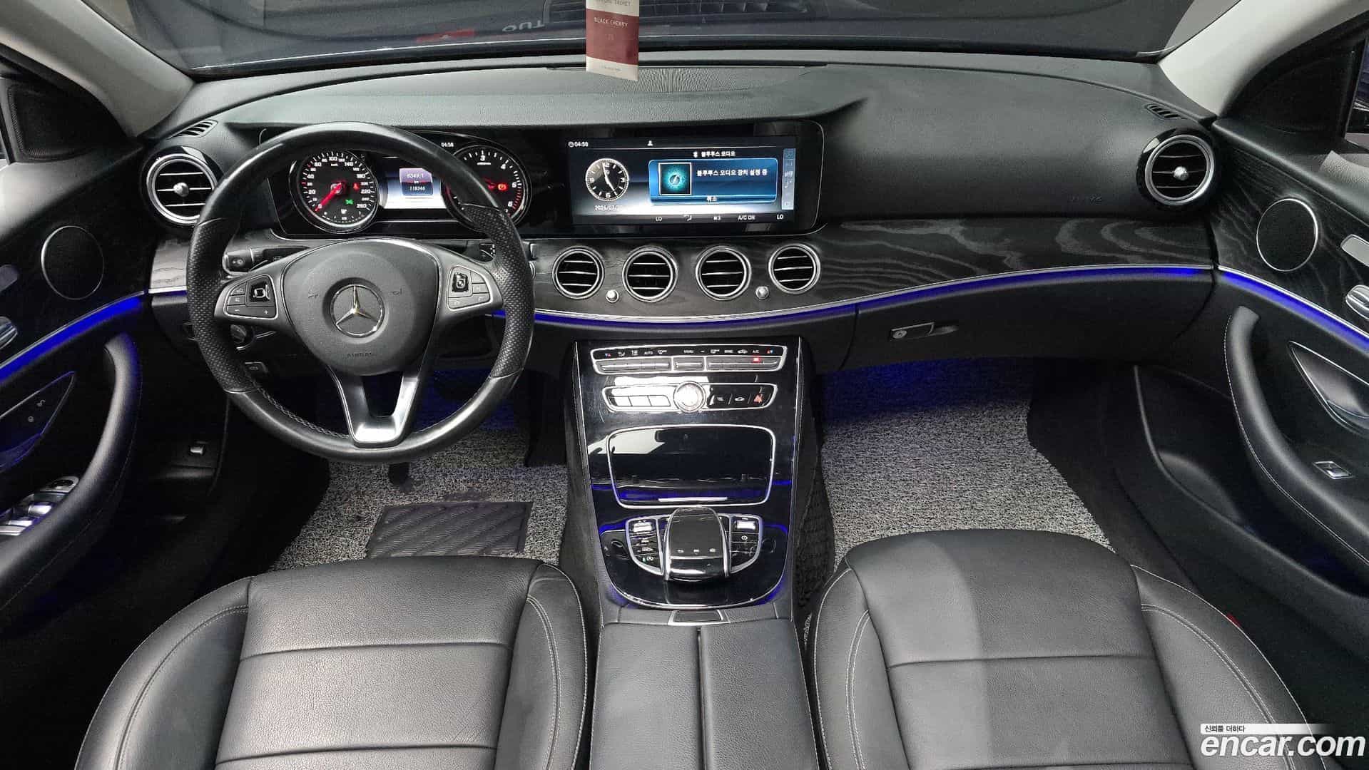 E-Class Mercedes-Benz 2016.8-INNER-007