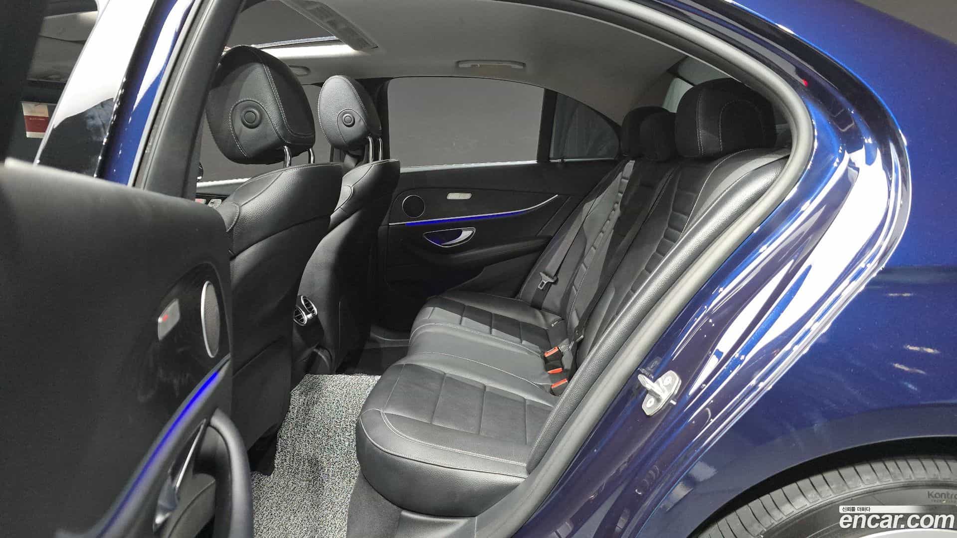 E-Class Mercedes-Benz 2016.8-OPTION-016