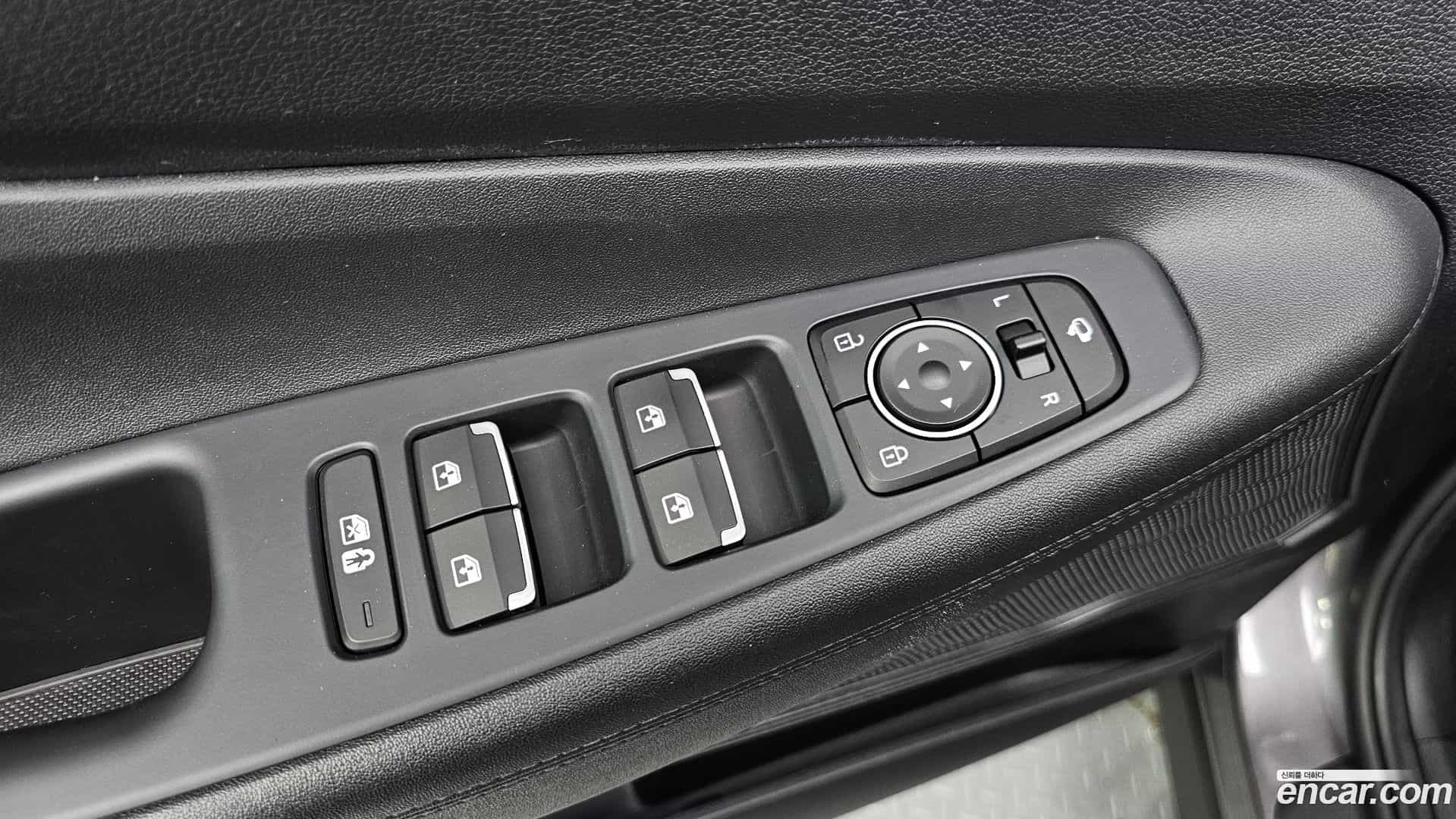 Santafe Hyundai 2022.8-OPTION-042