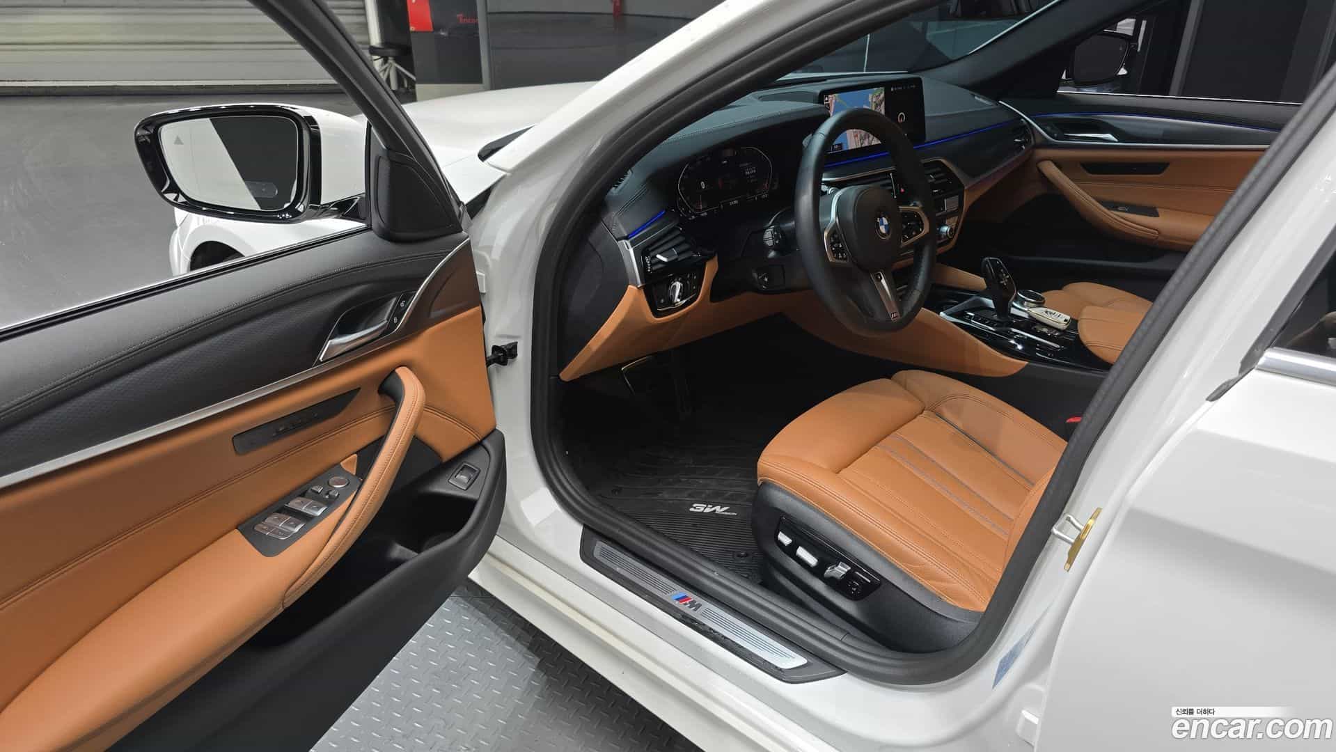 5-Series BMW 2023.3-INNER-010