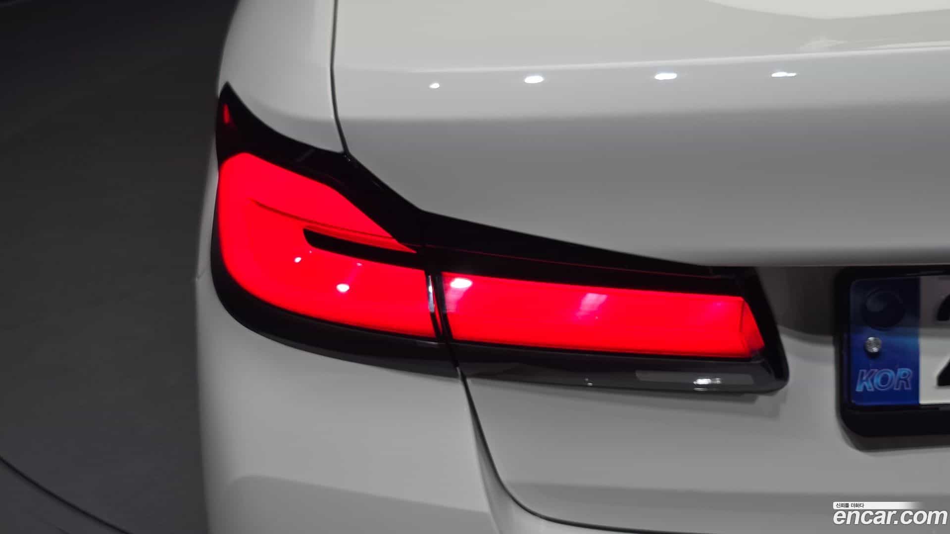 5-Series BMW 2023.3-OUTER-033