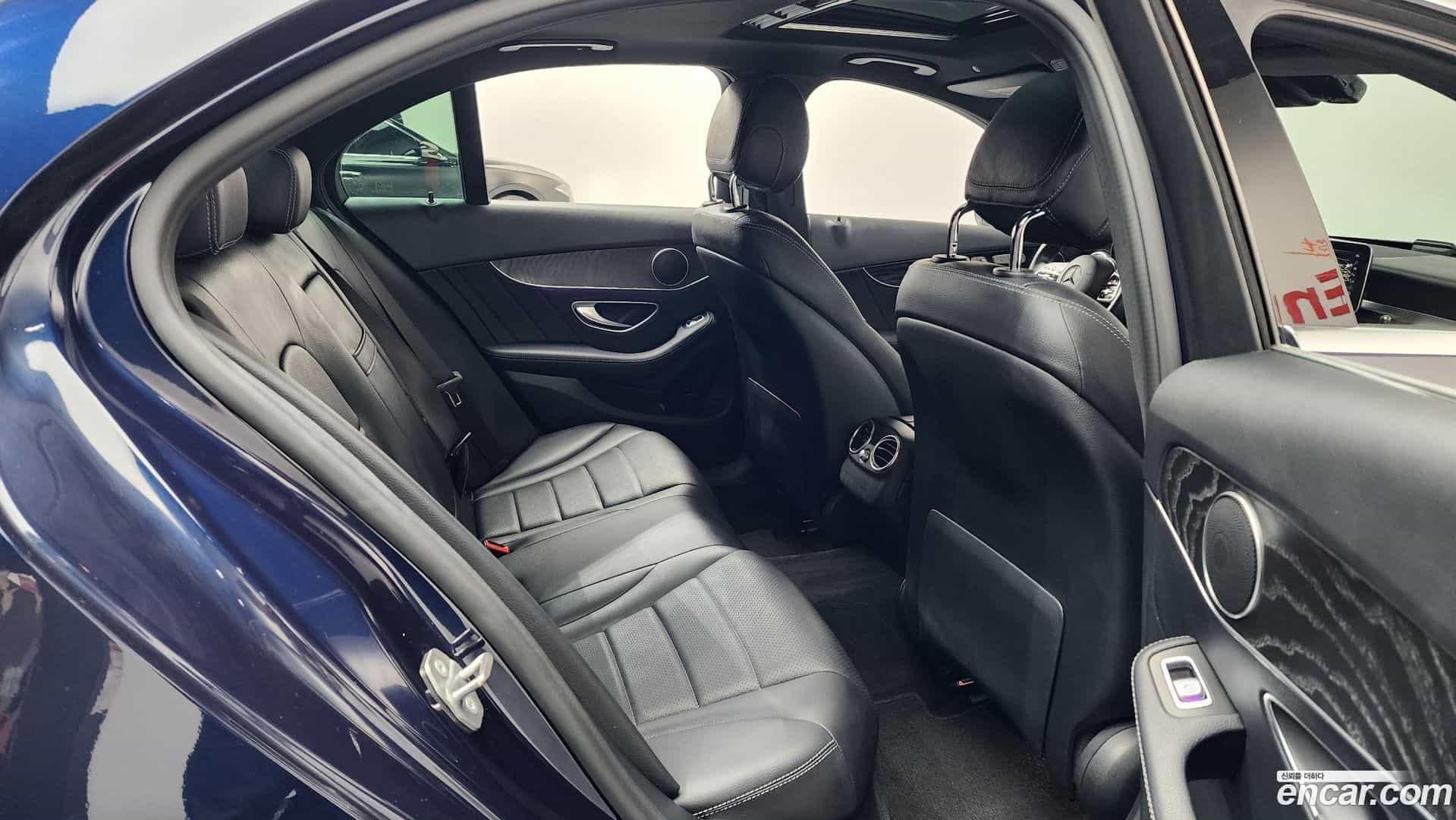 C-Class Mercedes-Benz 2019.4-OPTION-015