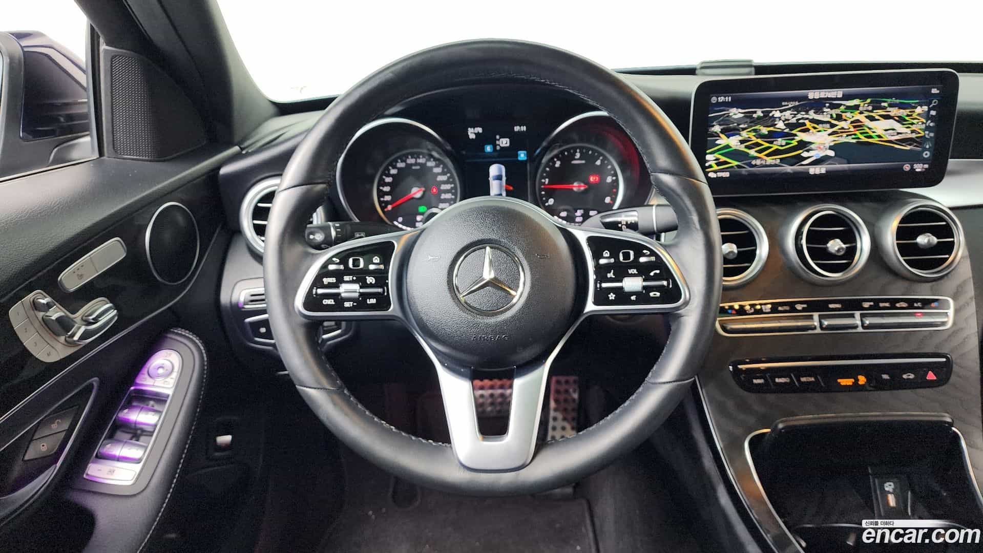 C-Class Mercedes-Benz 2019.4-OPTION-018