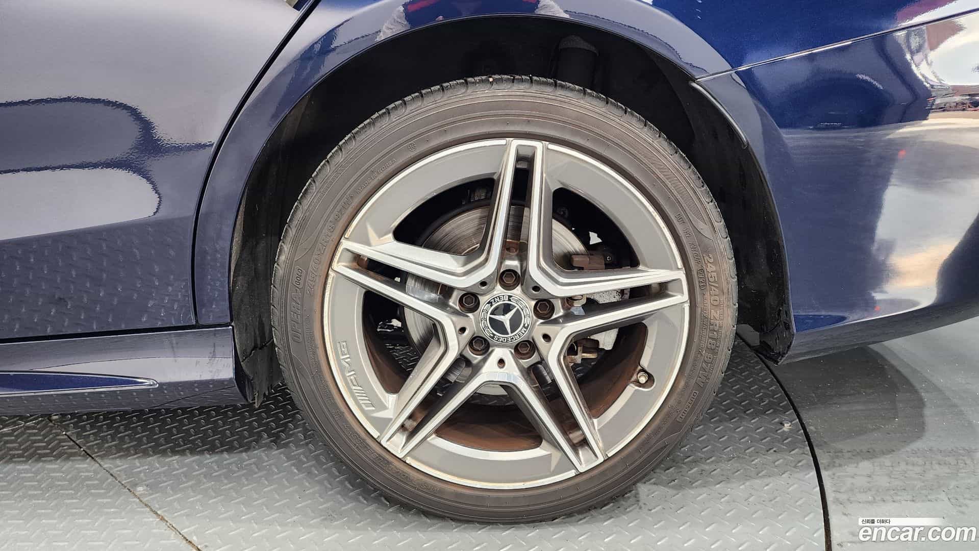 C-Class Mercedes-Benz 2019.4-OUTER-031