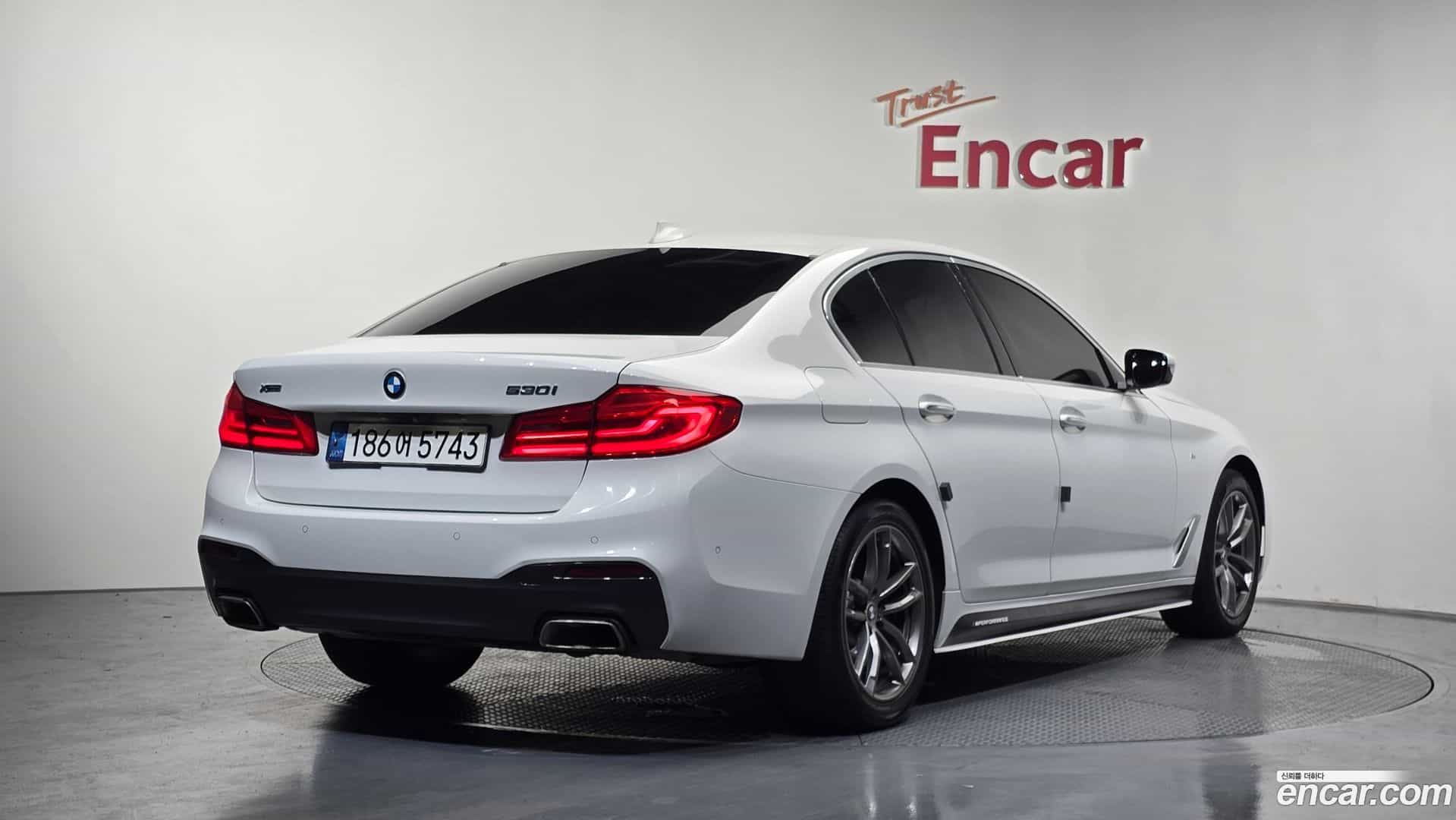 5-Series BMW 2017.11-OUTER-002