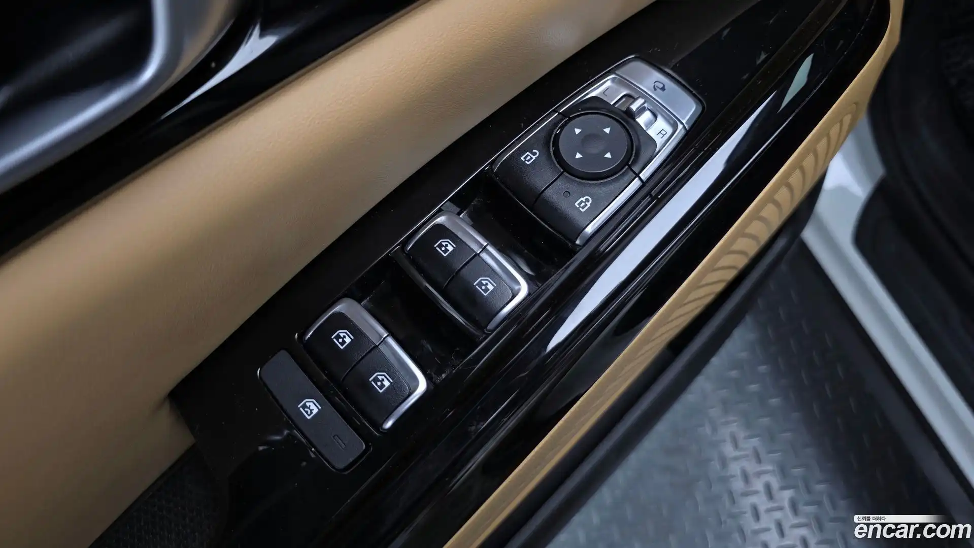 Canival Kia 2022.4-OPTION-021