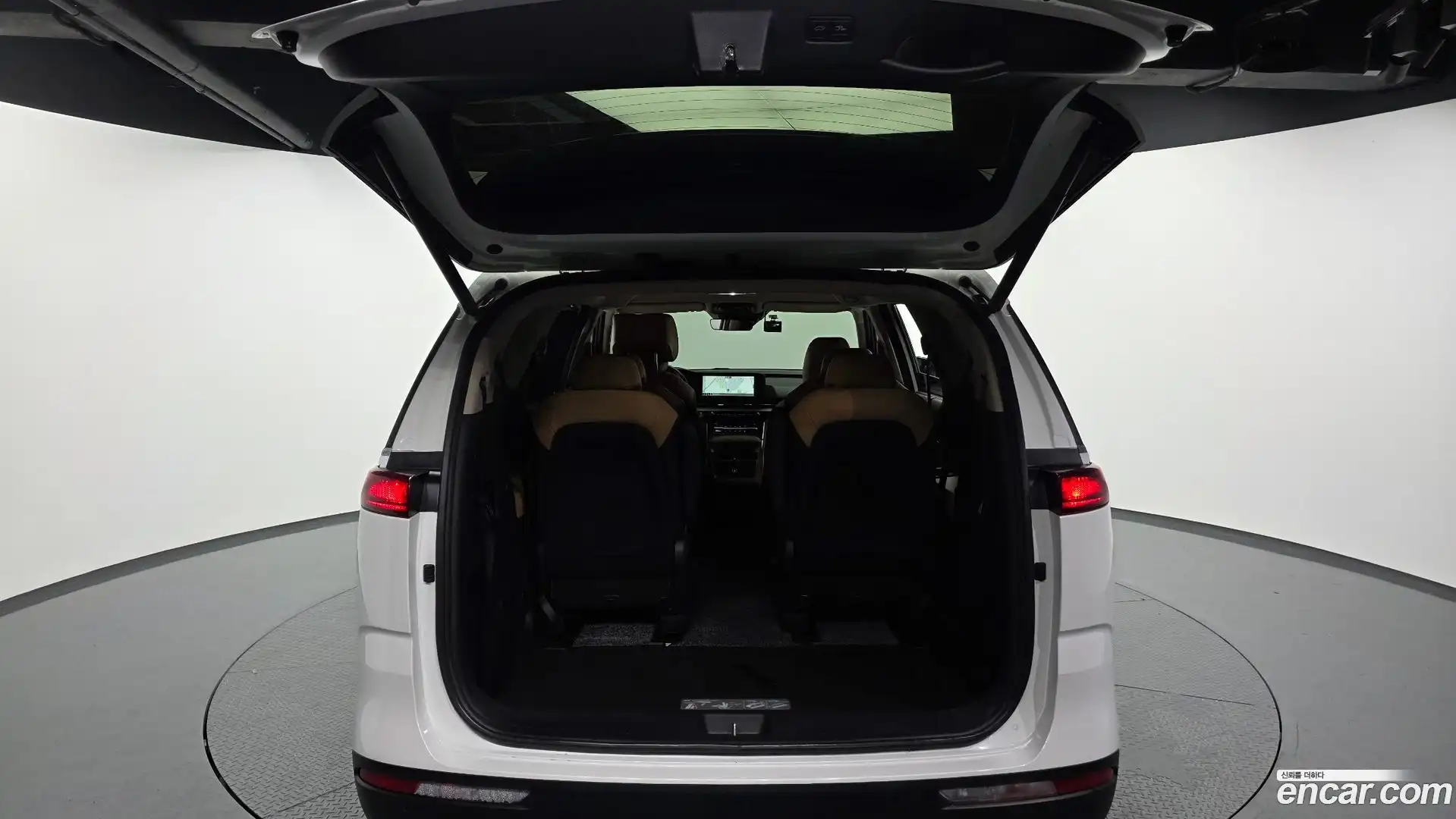Canival Kia 2022.4-OPTION-024