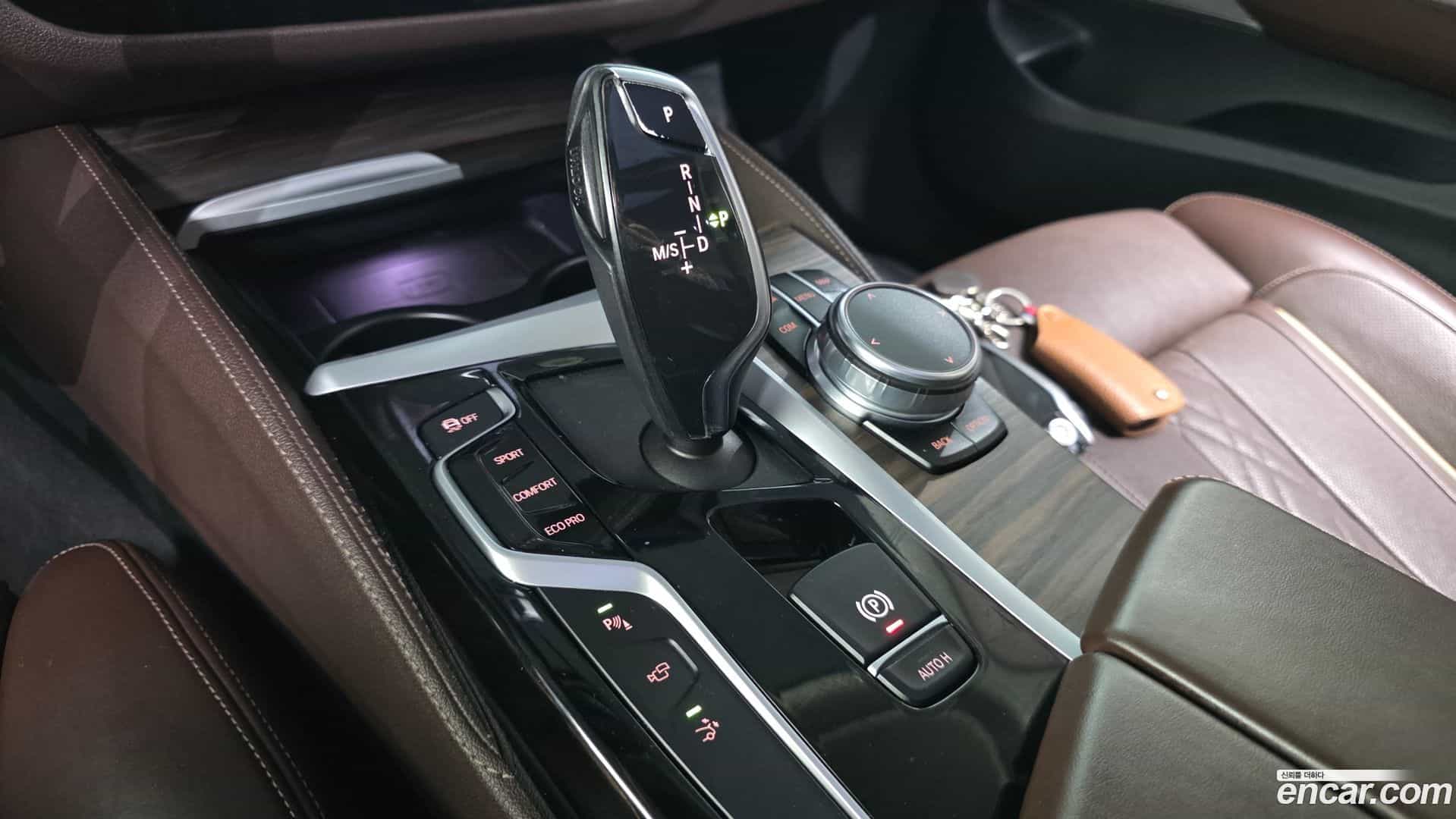 Gran Turismo BMW 2019.1-INNER-009