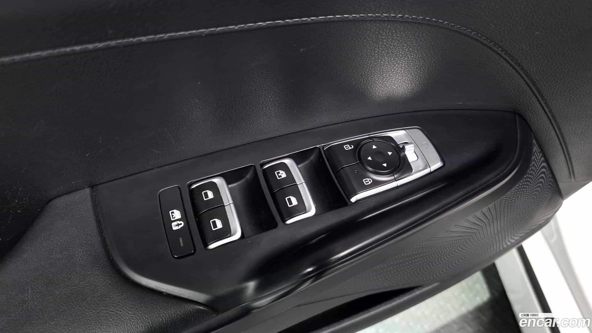 K5 Kia 2022.2-OPTION-040