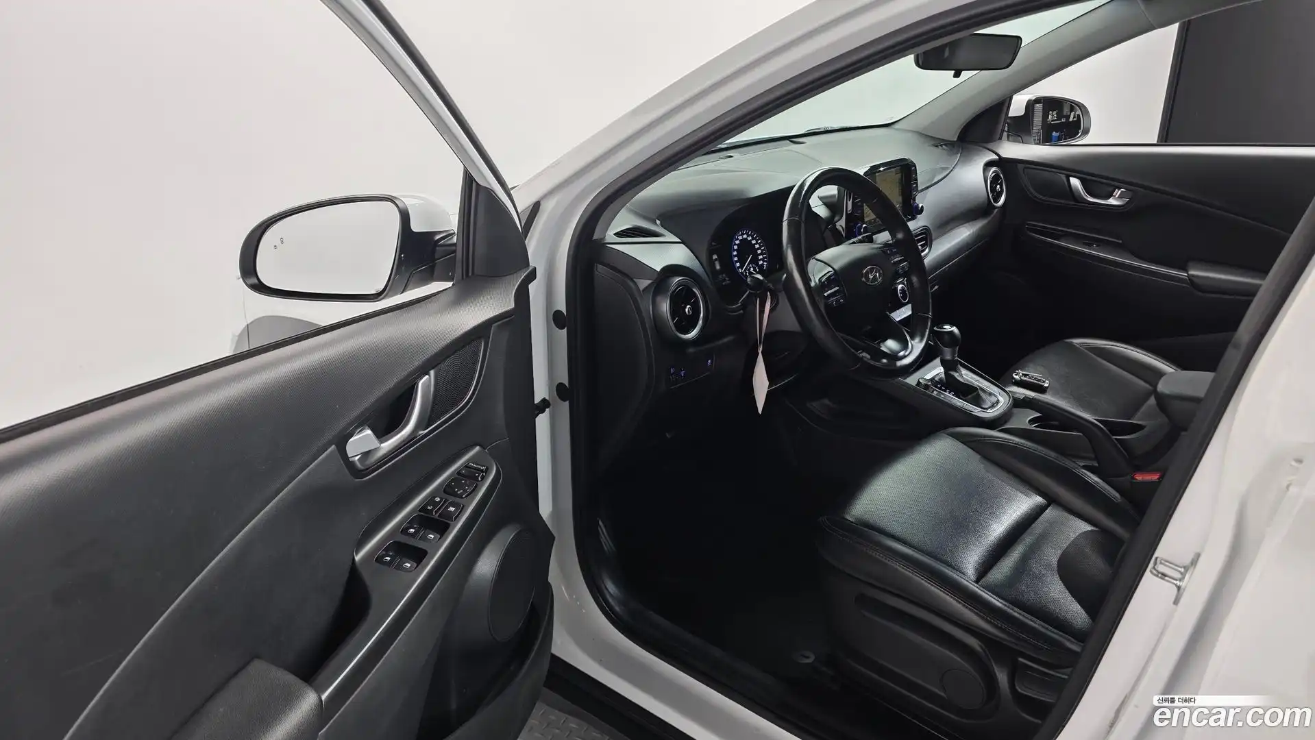 Kona Hyundai 2021.8-OPTION-015