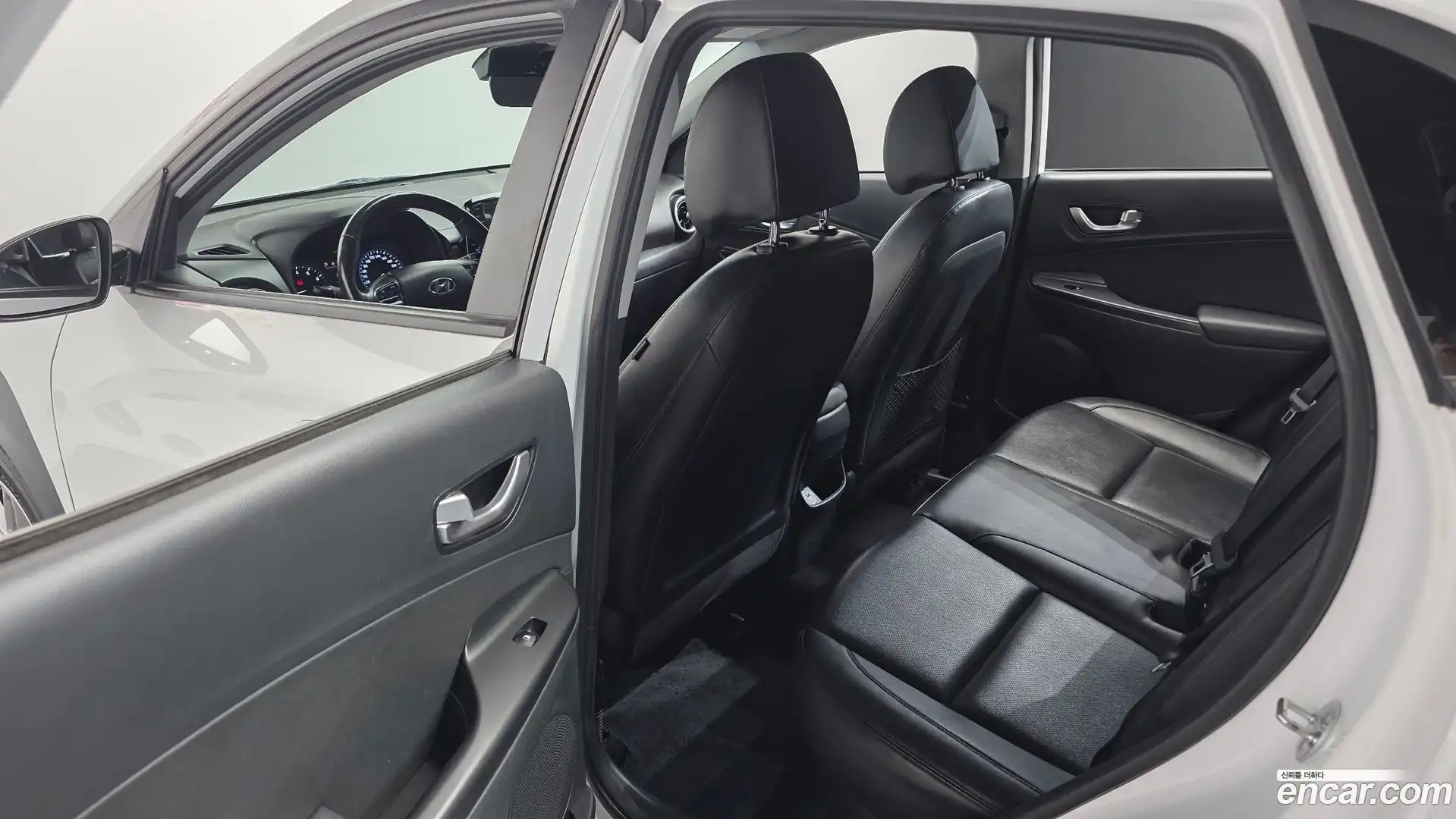 Kona Hyundai 2021.8-OPTION-022
