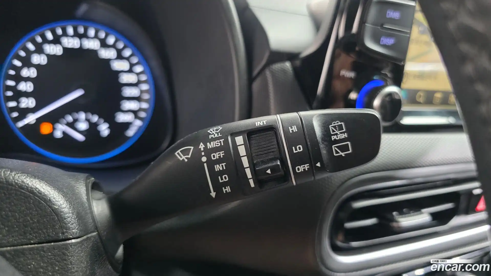 Kona Hyundai 2021.8-OPTION-042