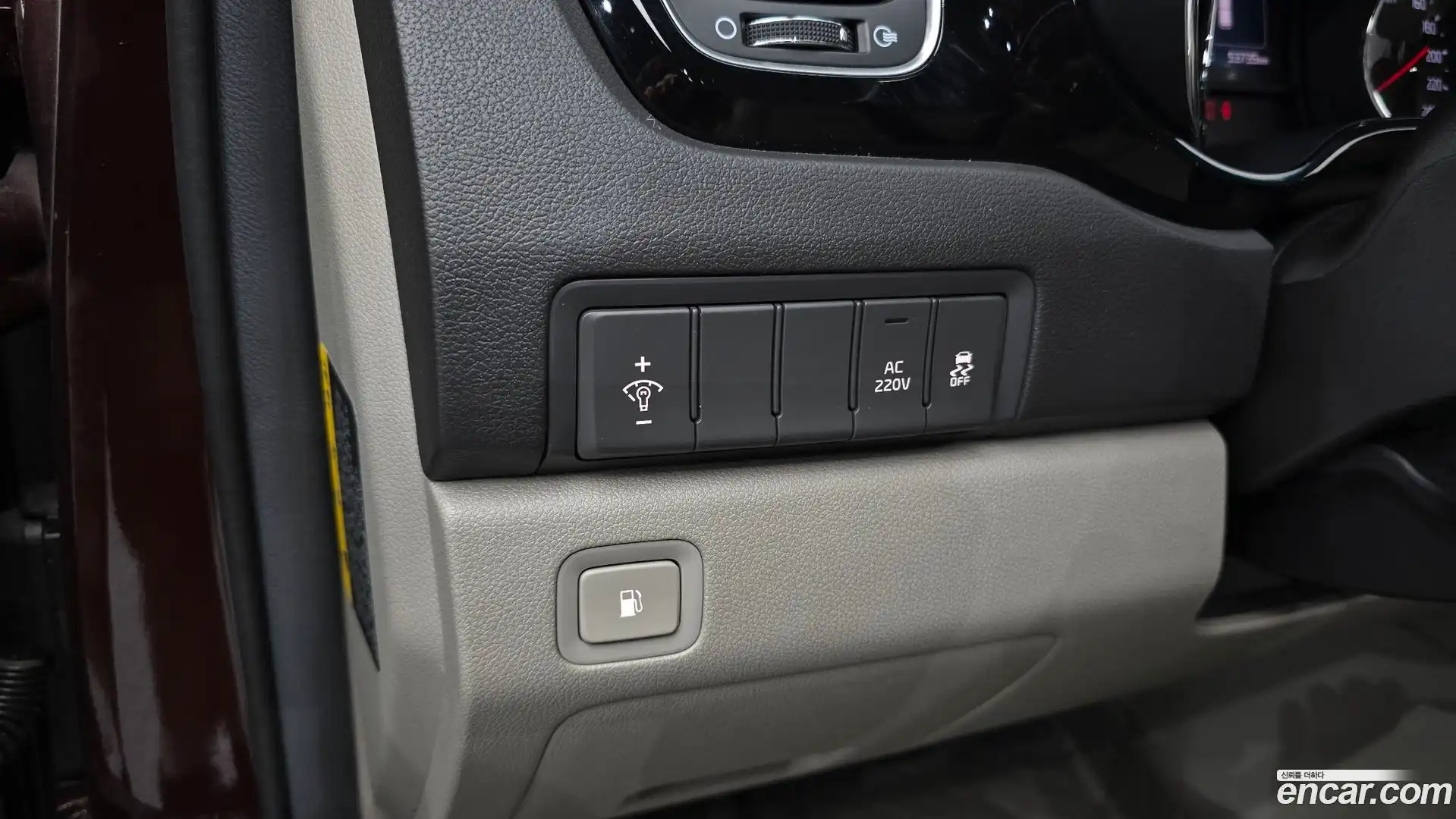 Canival Kia 2016.2-OPTION-041