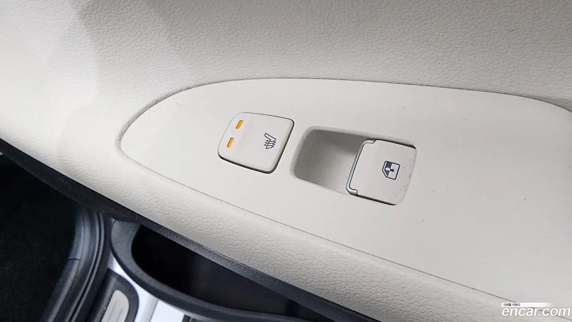 Grandeur Hyundai 2022.6-OPTION-049