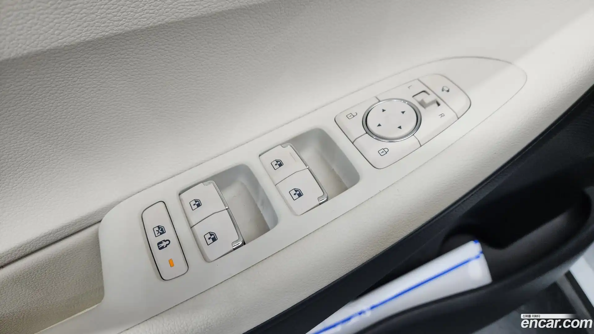 Grandeur Hyundai 2022.6-OPTION-050