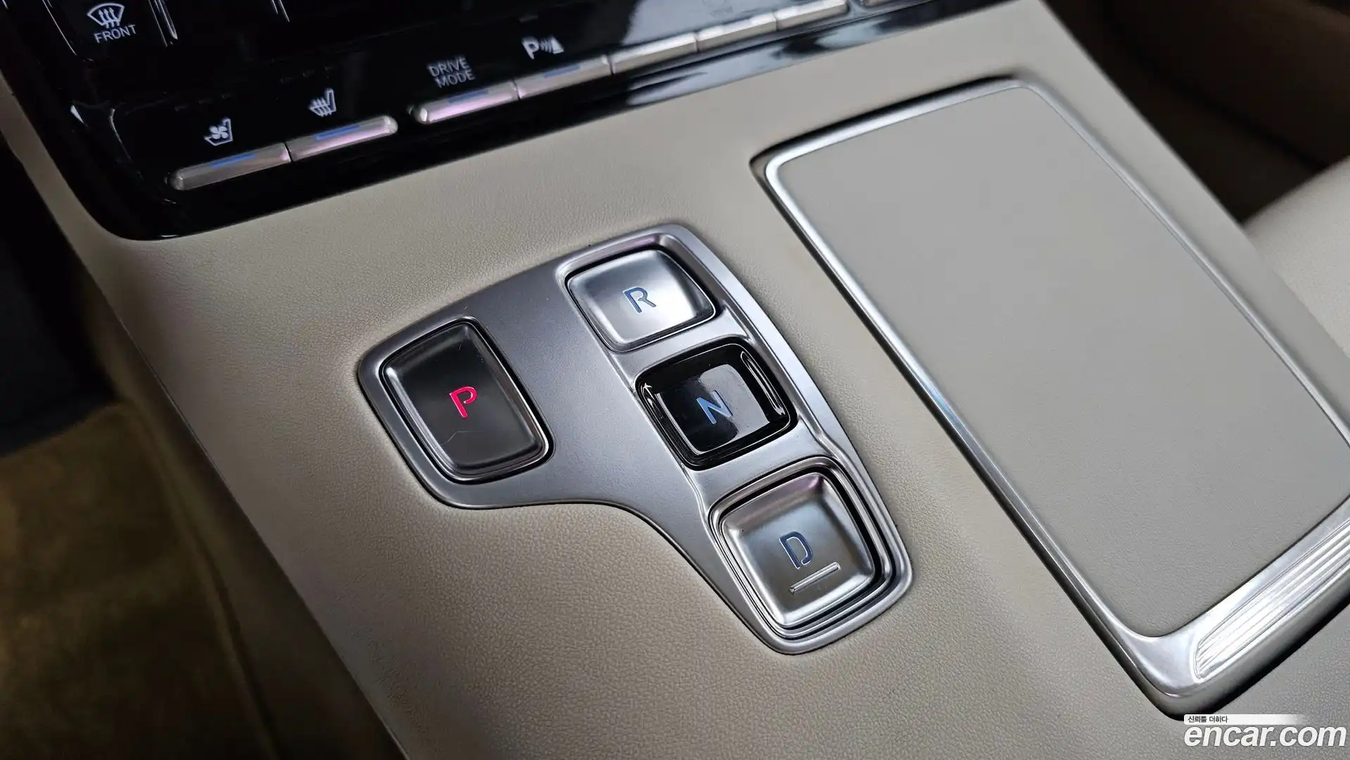 Grandeur Hyundai 2021.2-INNER-009