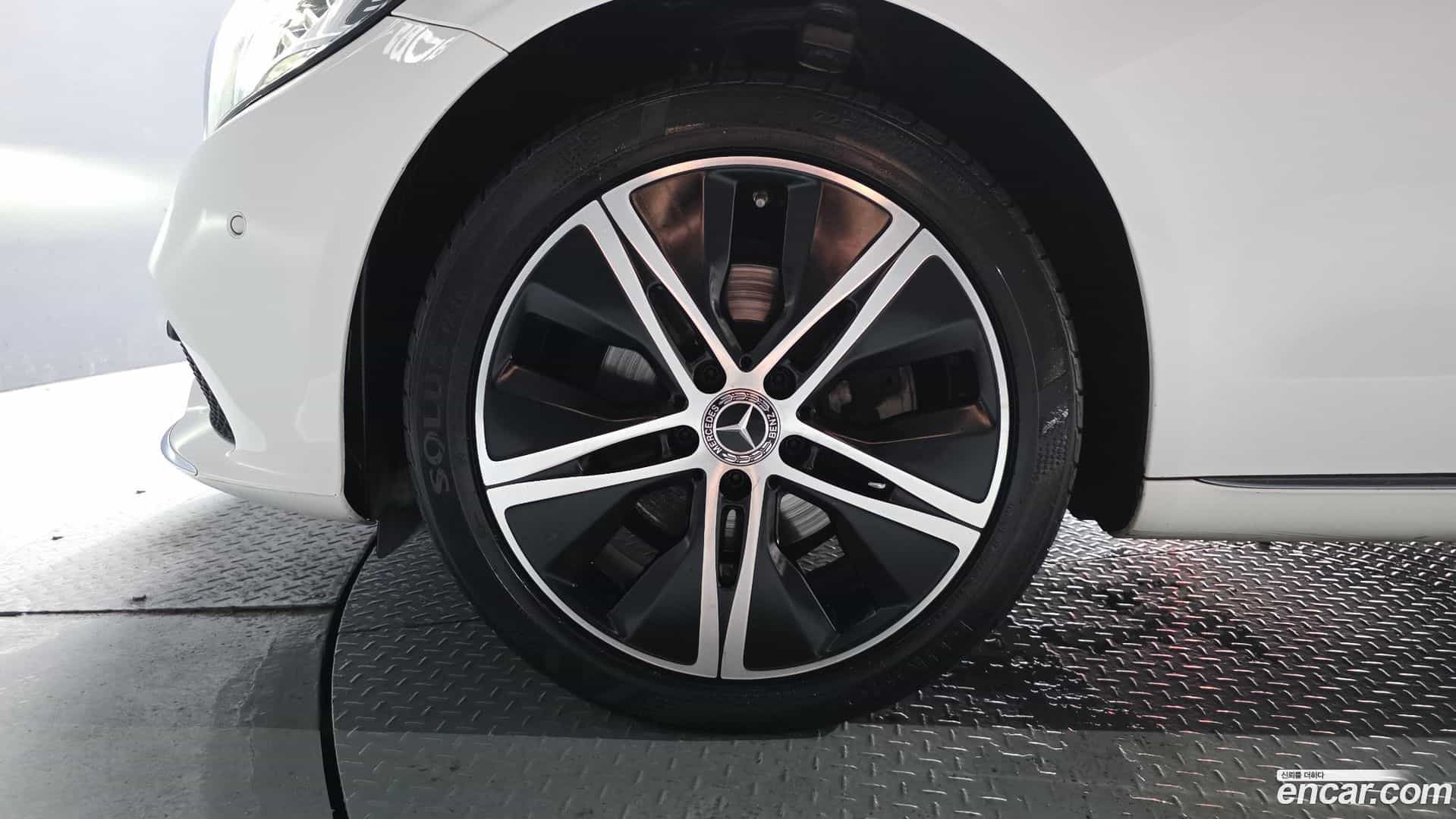 C-Class Mercedes-Benz 2019.4-OUTER-005
