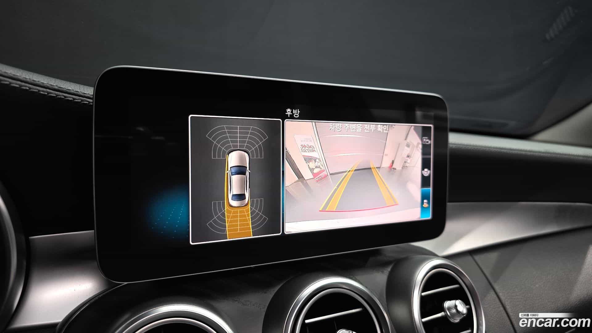 C-Class Mercedes-Benz 2019.4-OPTION-019