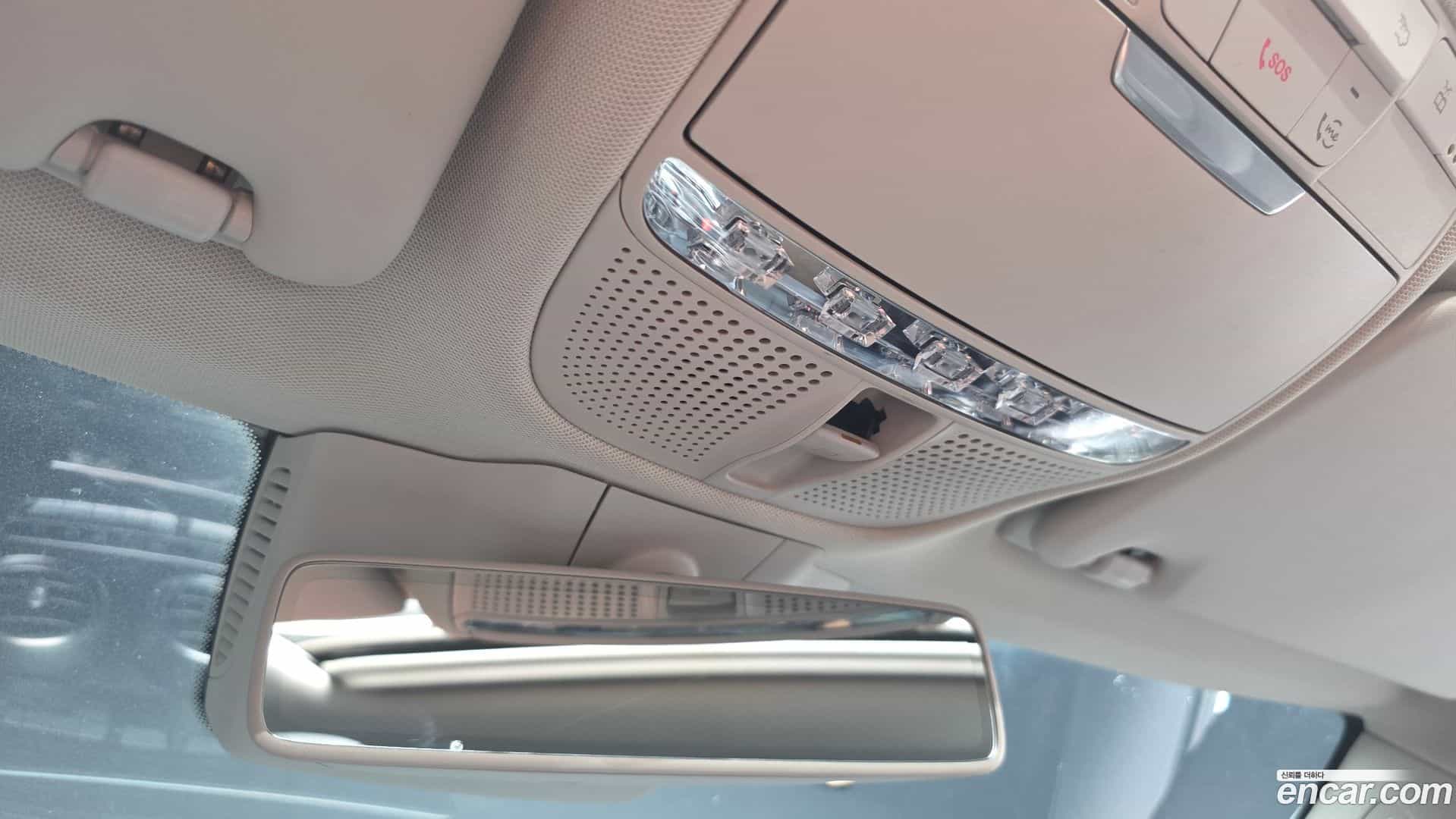 C-Class Mercedes-Benz 2019.4-OPTION-023