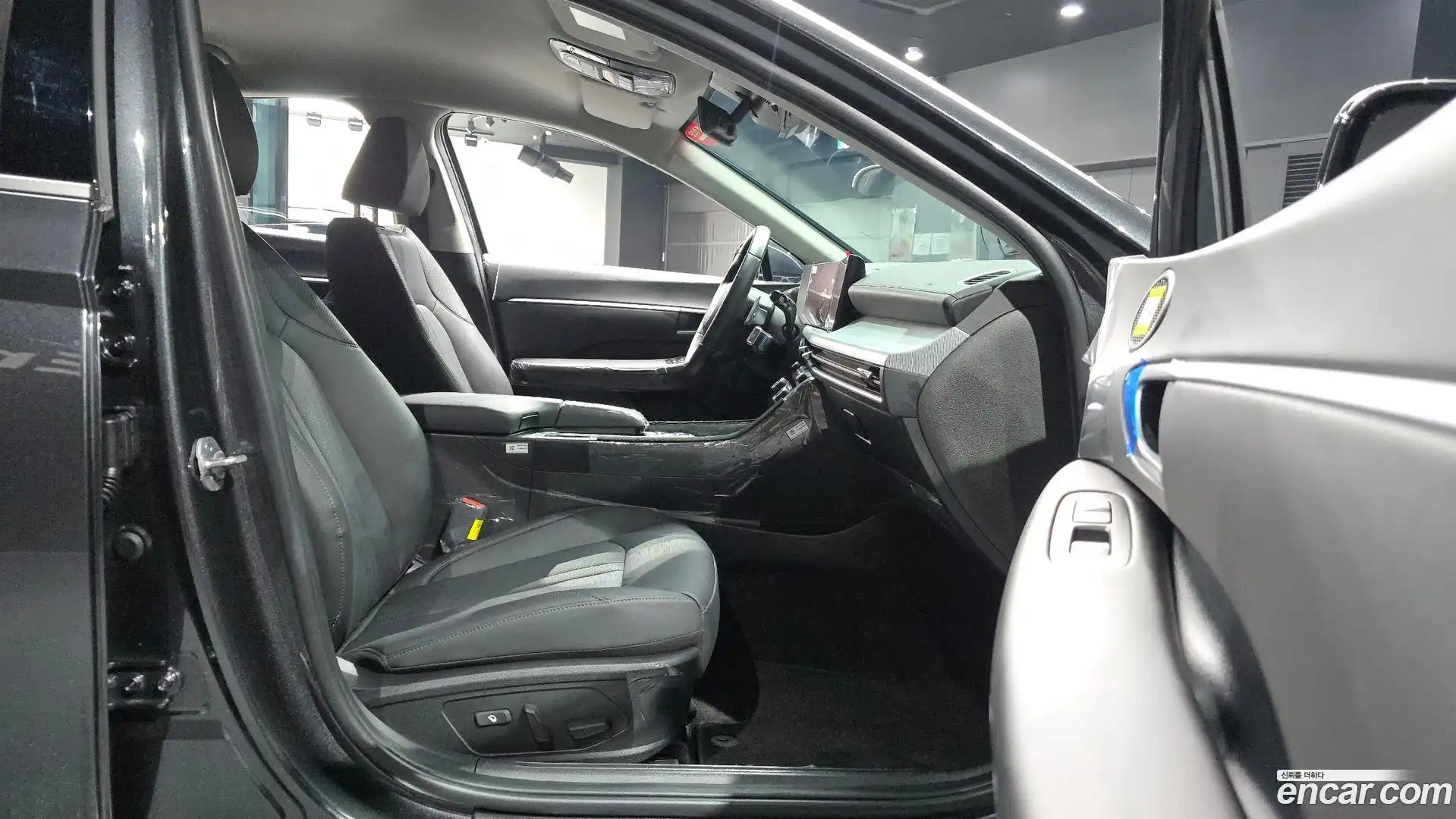 Sonata Hyundai 2023.11-INNER-036