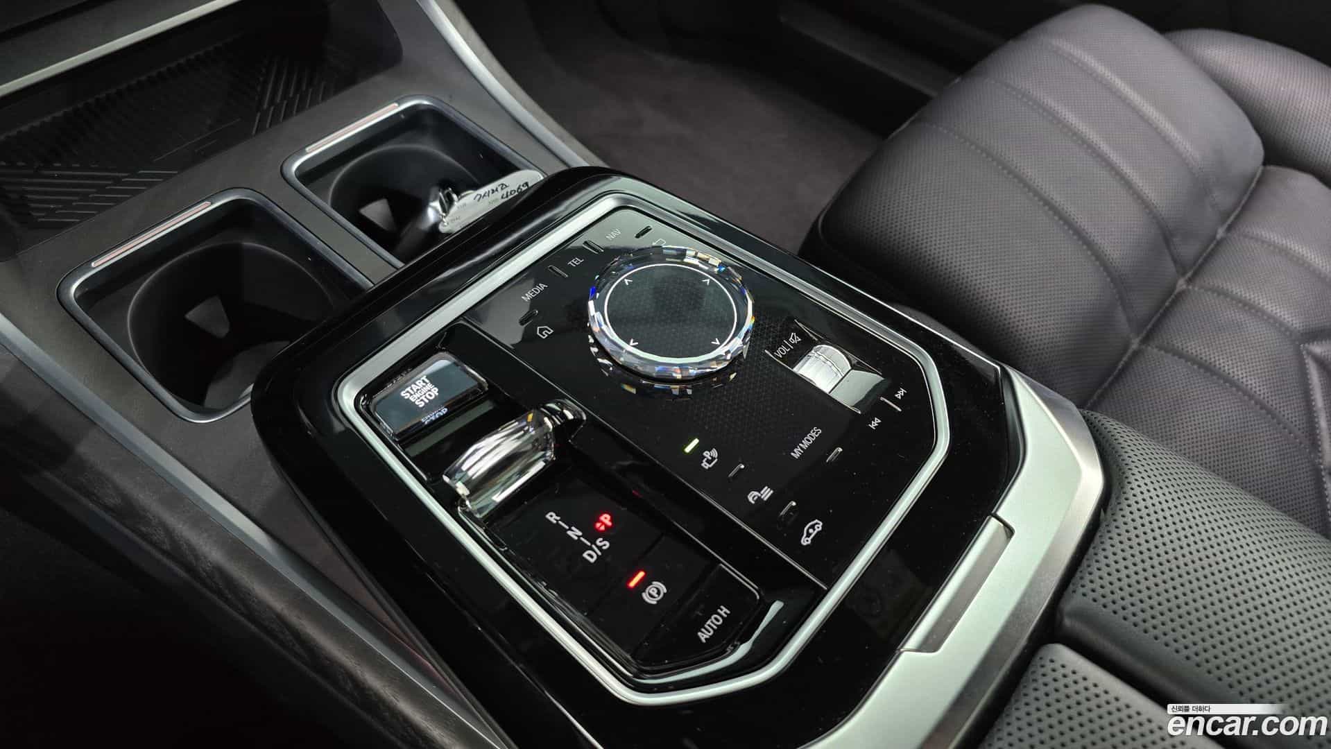 7-Series BMW 2023.7-INNER-009