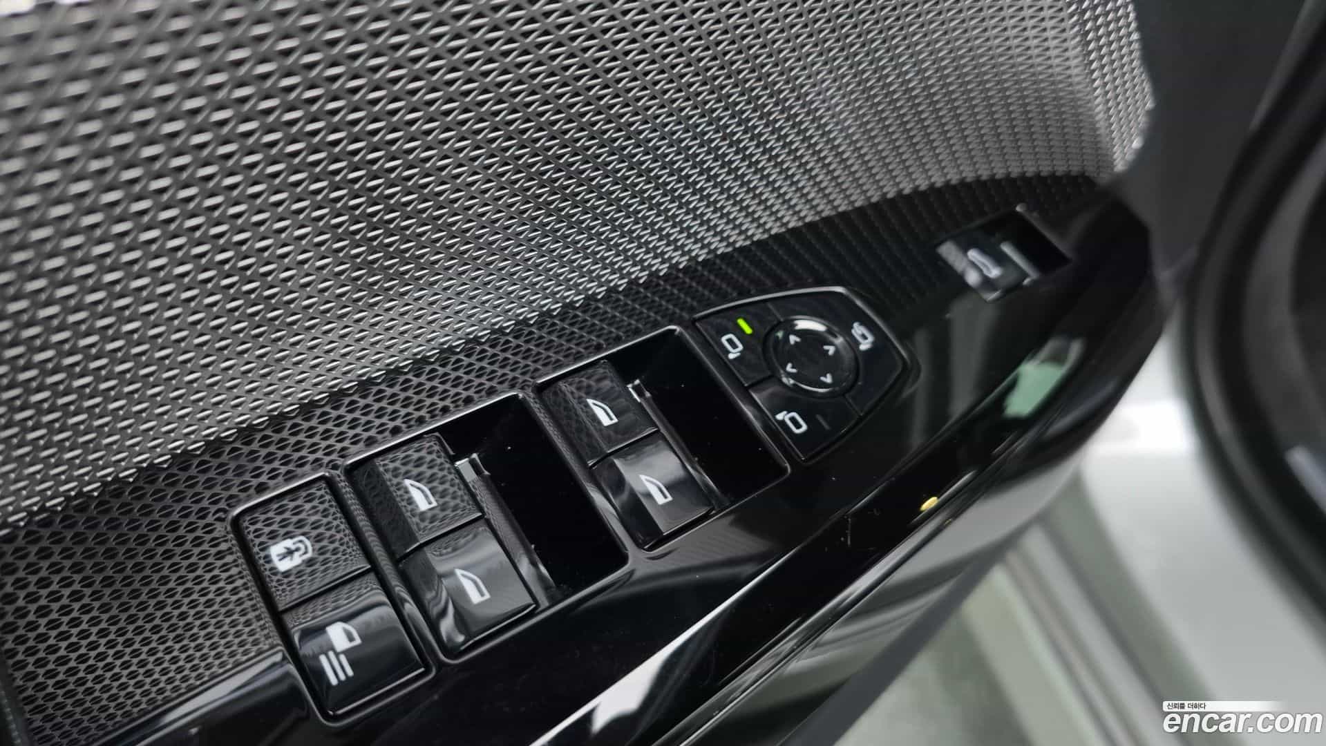7-Series BMW 2023.7-OPTION-051