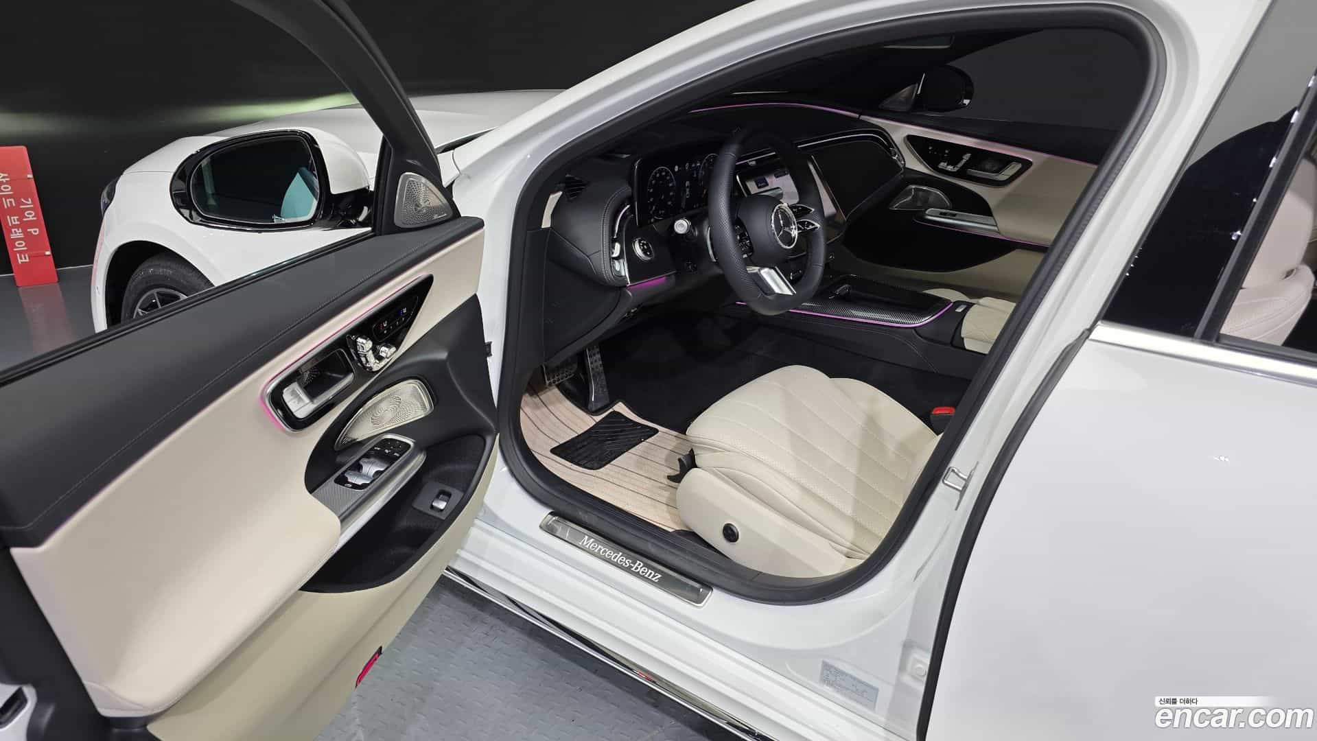 E-Class Mercedes-Benz 2026.3-INNER-010