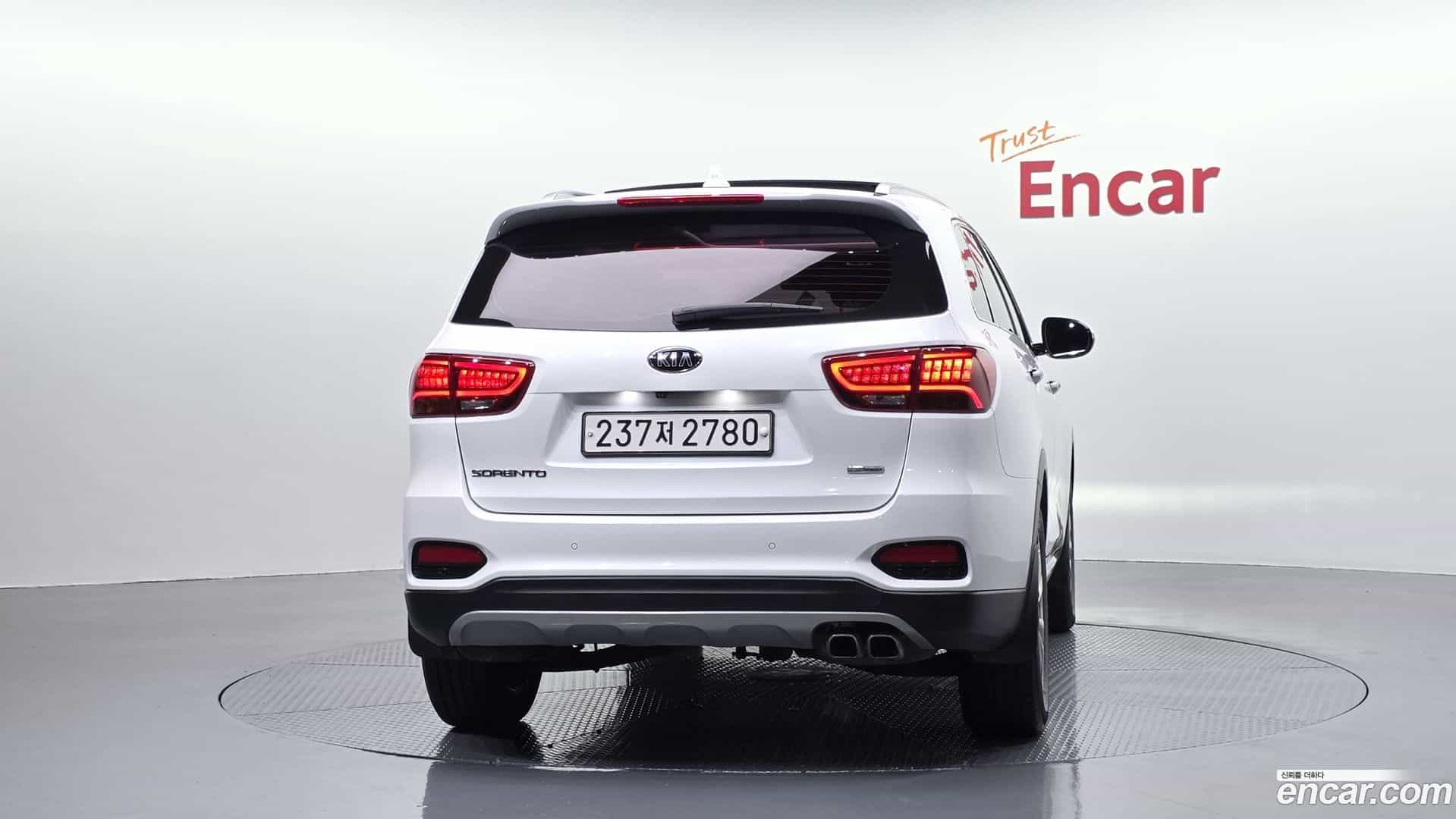 Sorento Kia 2018.7-OUTER-004