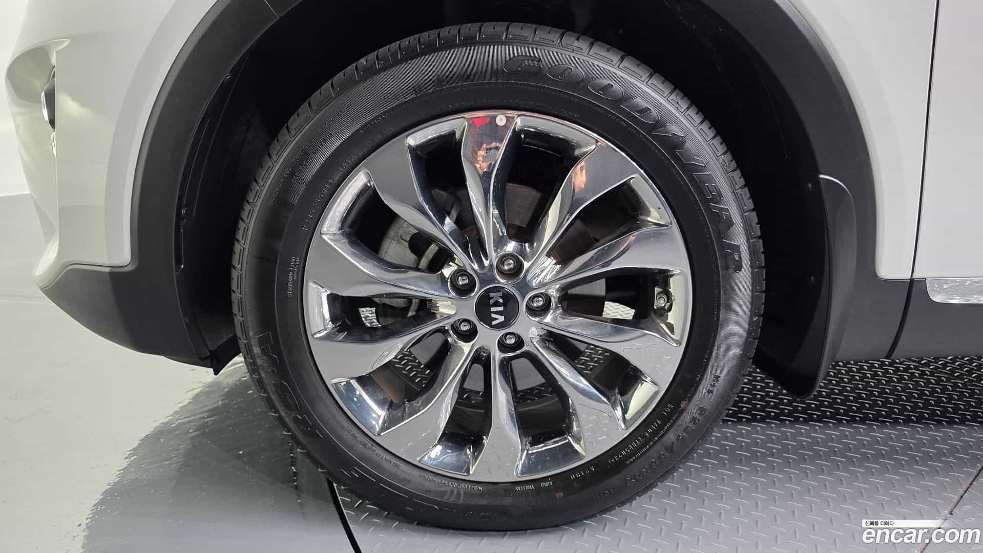 Sorento Kia 2018.7-OUTER-005