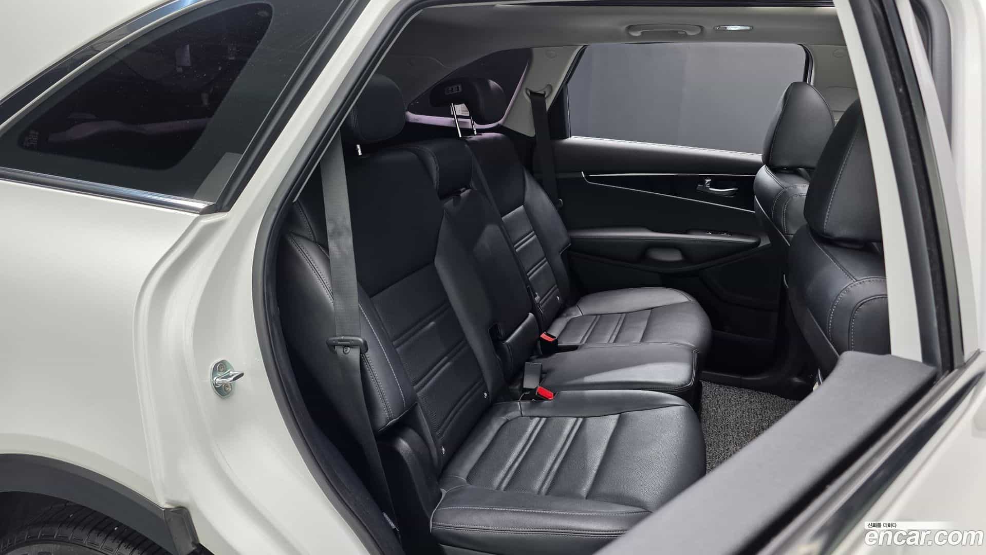 Sorento Kia 2018.7-OPTION-015