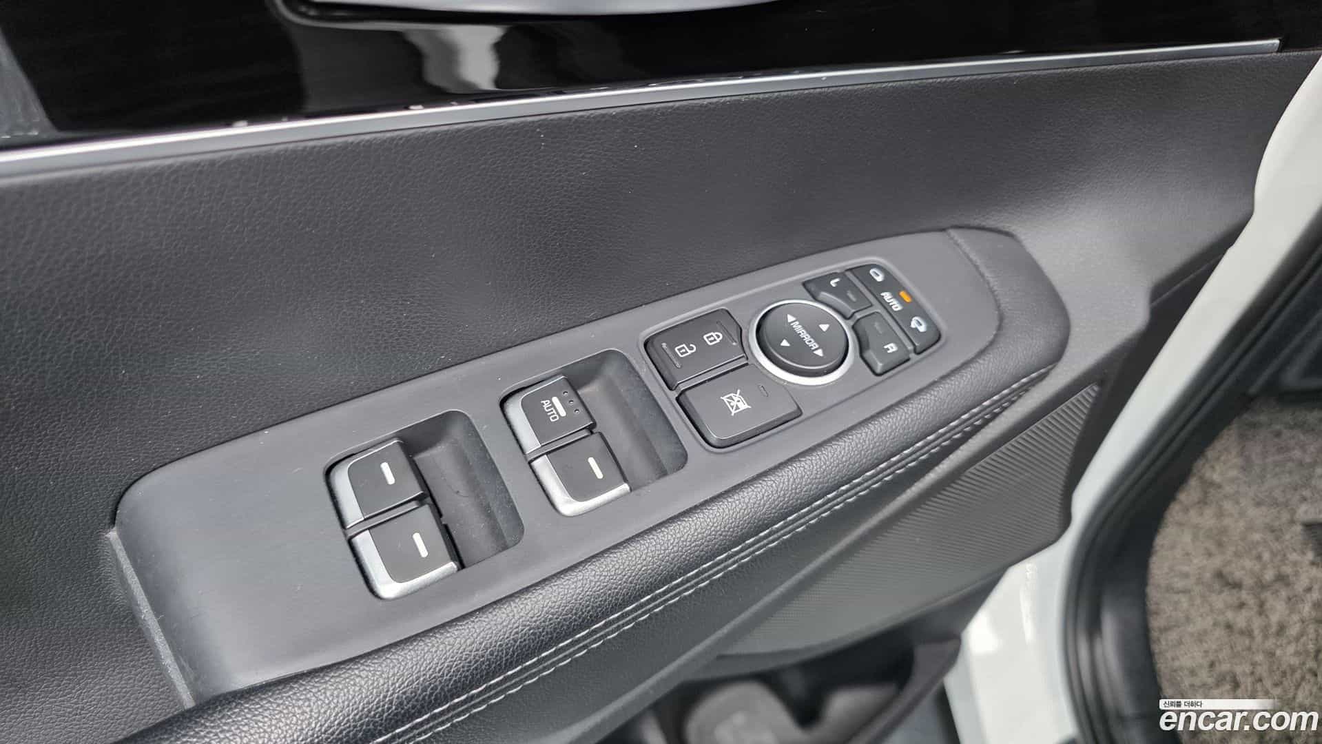 Sorento Kia 2018.7-OPTION-023