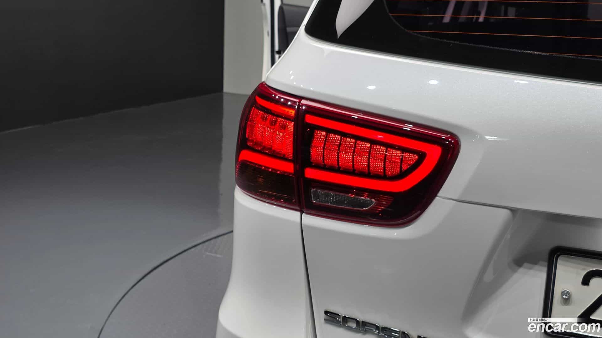 Sorento Kia 2018.7-OUTER-033