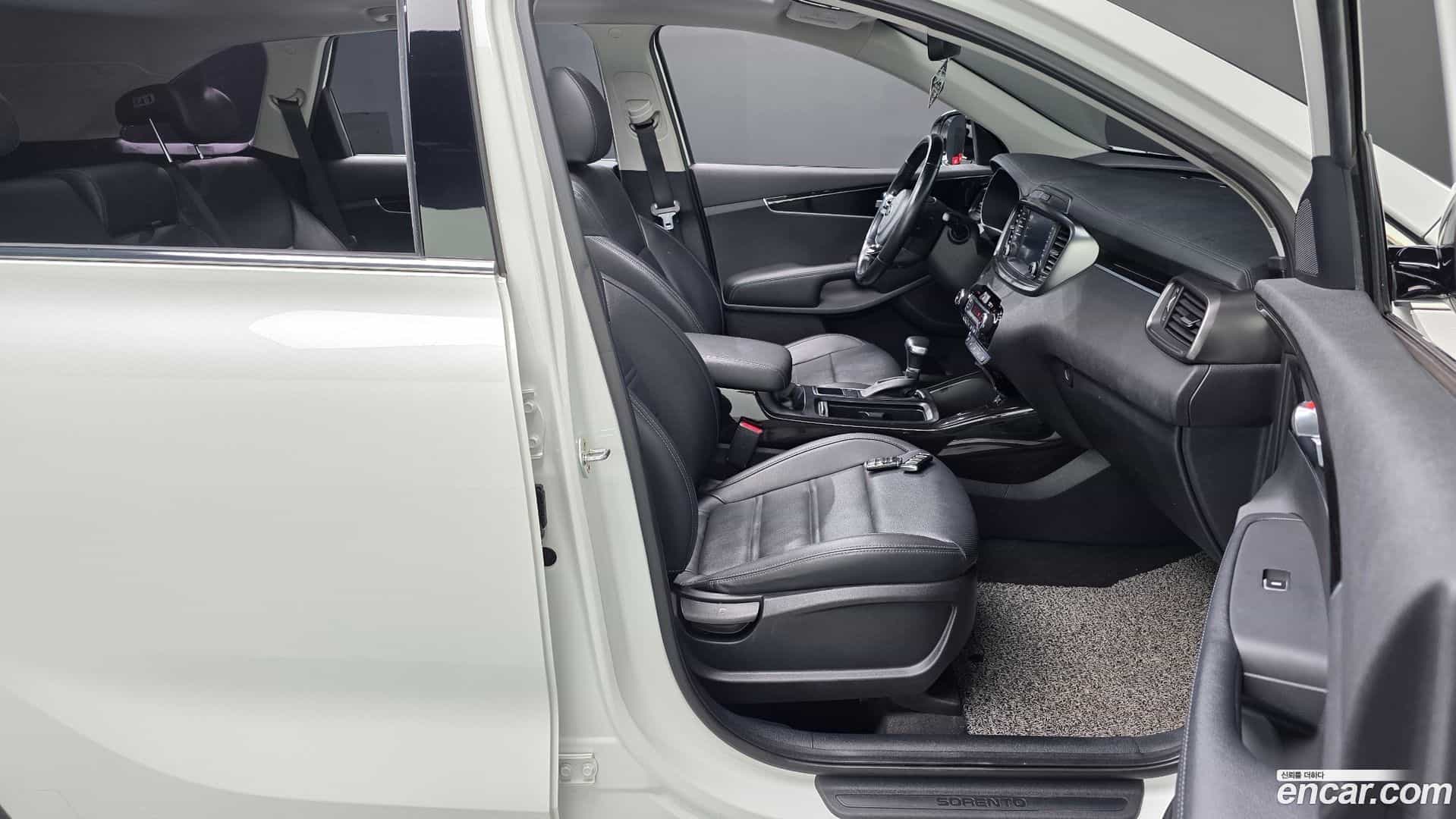 Sorento Kia 2018.7-INNER-036