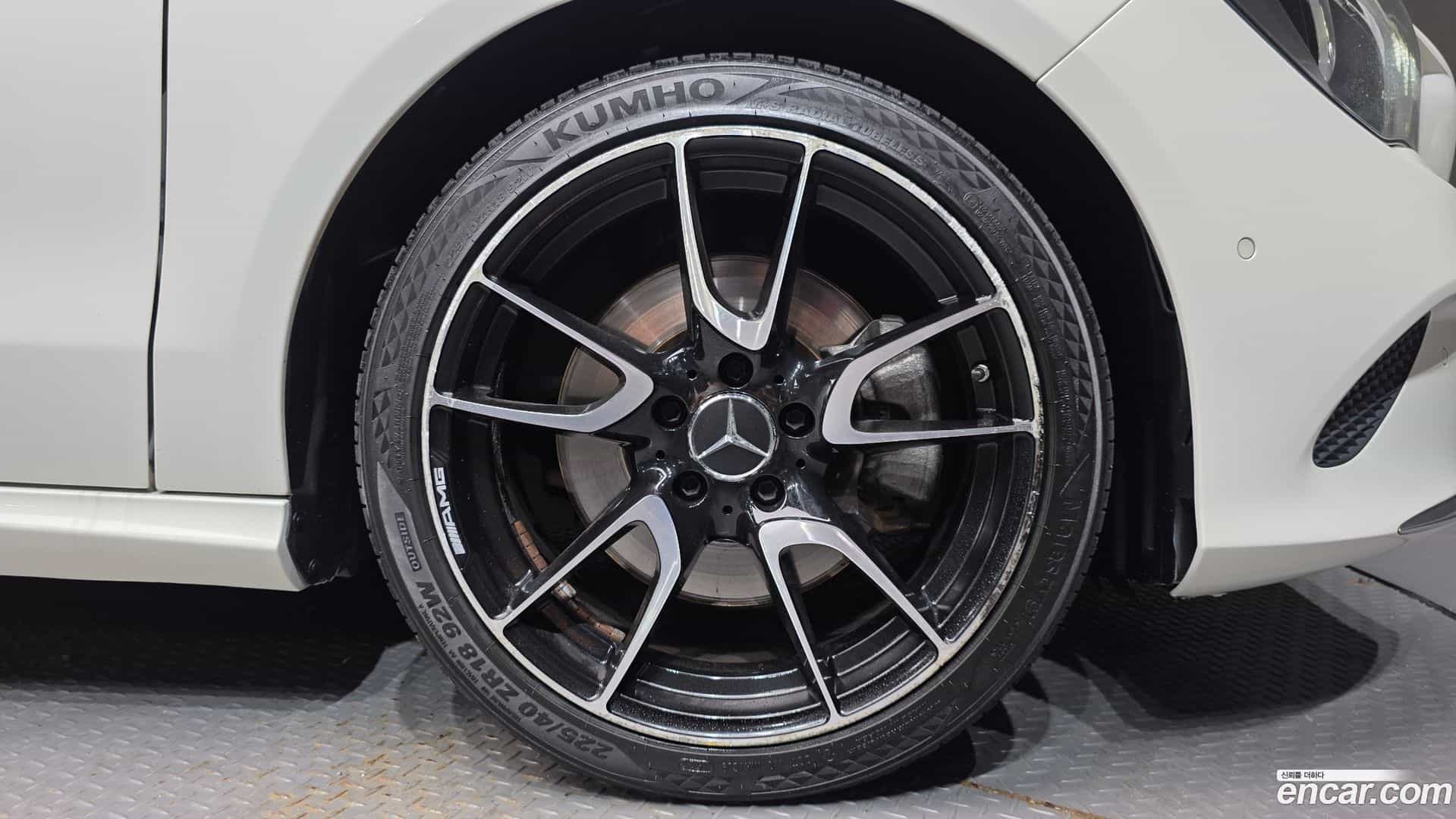 CLA-Class Mercedes-Benz 2016.11-OUTER-005