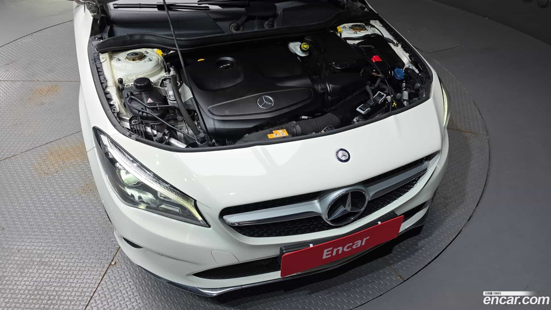CLA-Class Mercedes-Benz 2016.11-OUTER-006